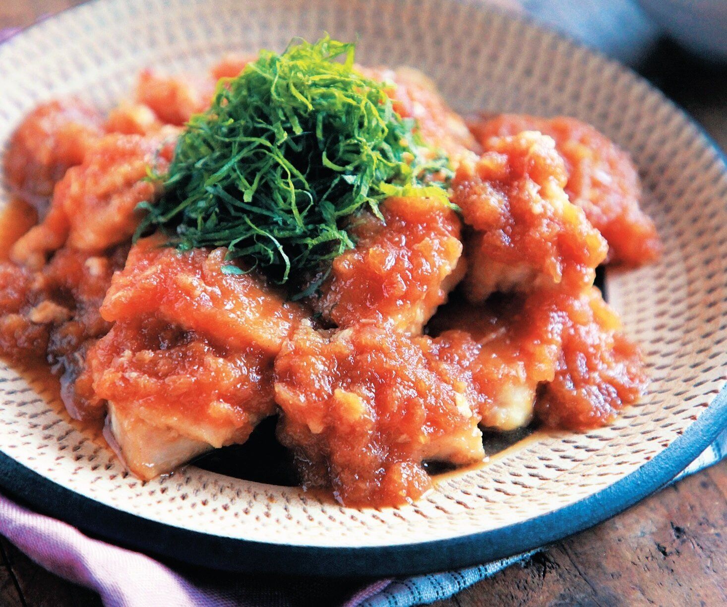 玉ねぎで鶏胸が柔らか～に♪「鶏胸肉のおろし玉ねぎソース」レシピ