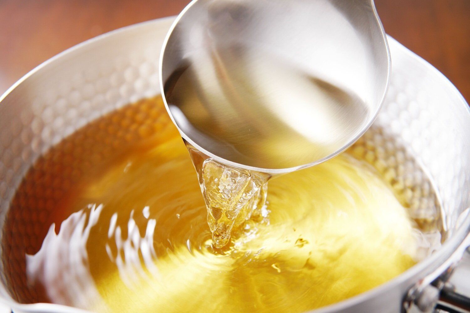 【管理栄養士監修】賞味期限切れの「出汁（だし）」はいつまで大丈夫？傷んだときの特徴や保存方法を解説！