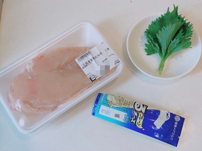 鶏むね肉がしっとりジューシーに大変身する〇〇ラップがすごい！