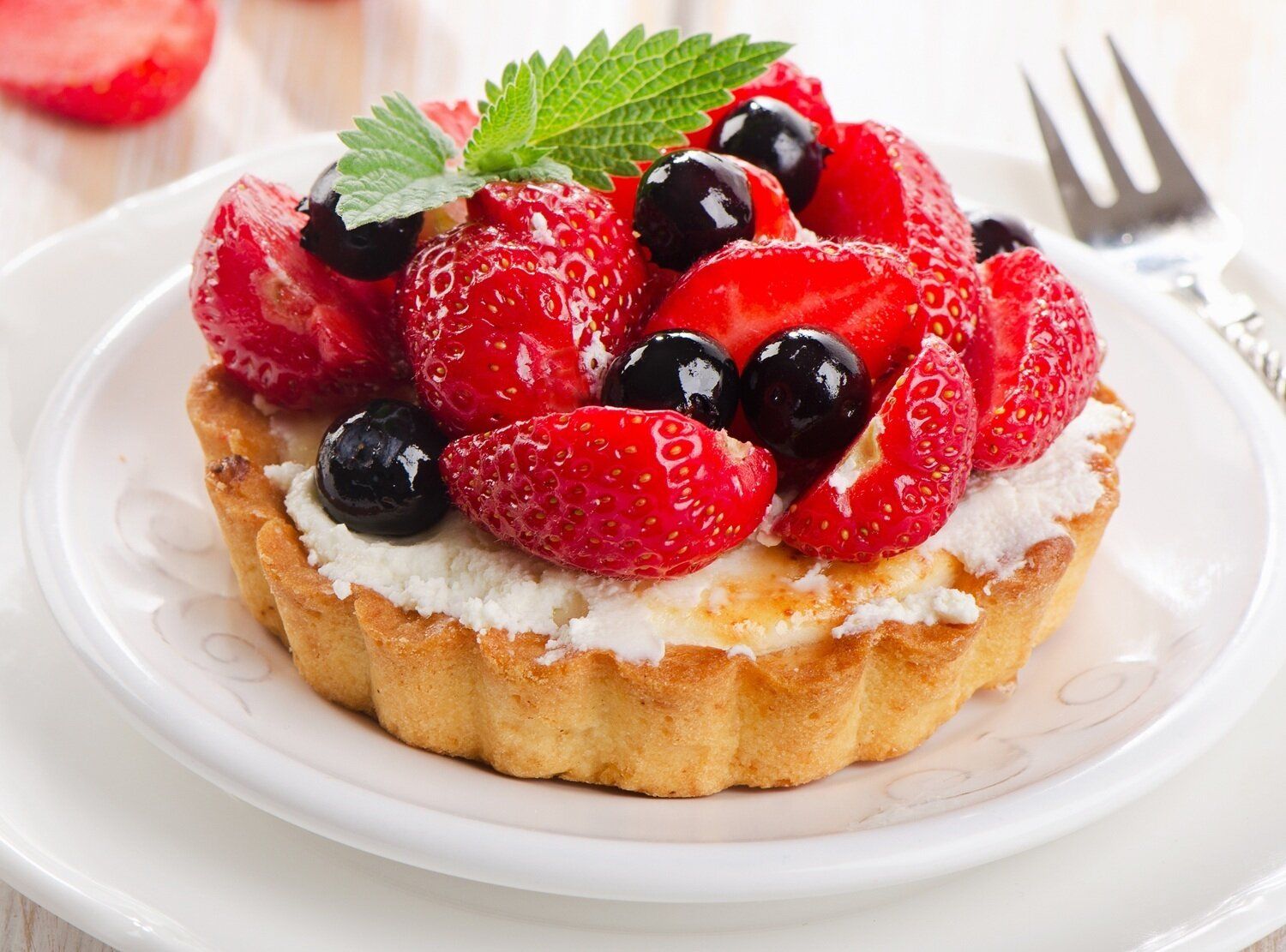 【管理栄養士監修】賞味期限切れの「タルト」はいつまで大丈夫？傷んだときの特徴や保存方法を解説！