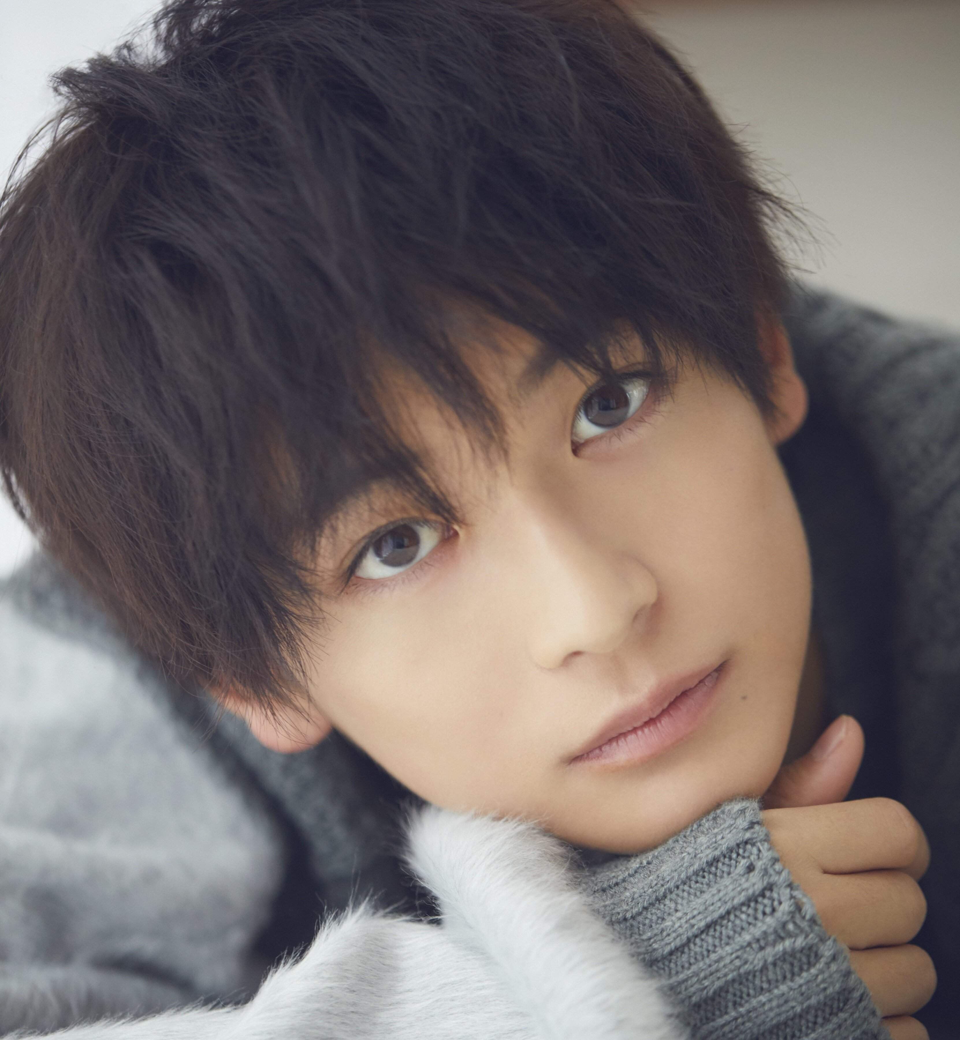 高橋文哉さんインタビュー「俳優として活躍することが家族の恩返しになったらうれしい」