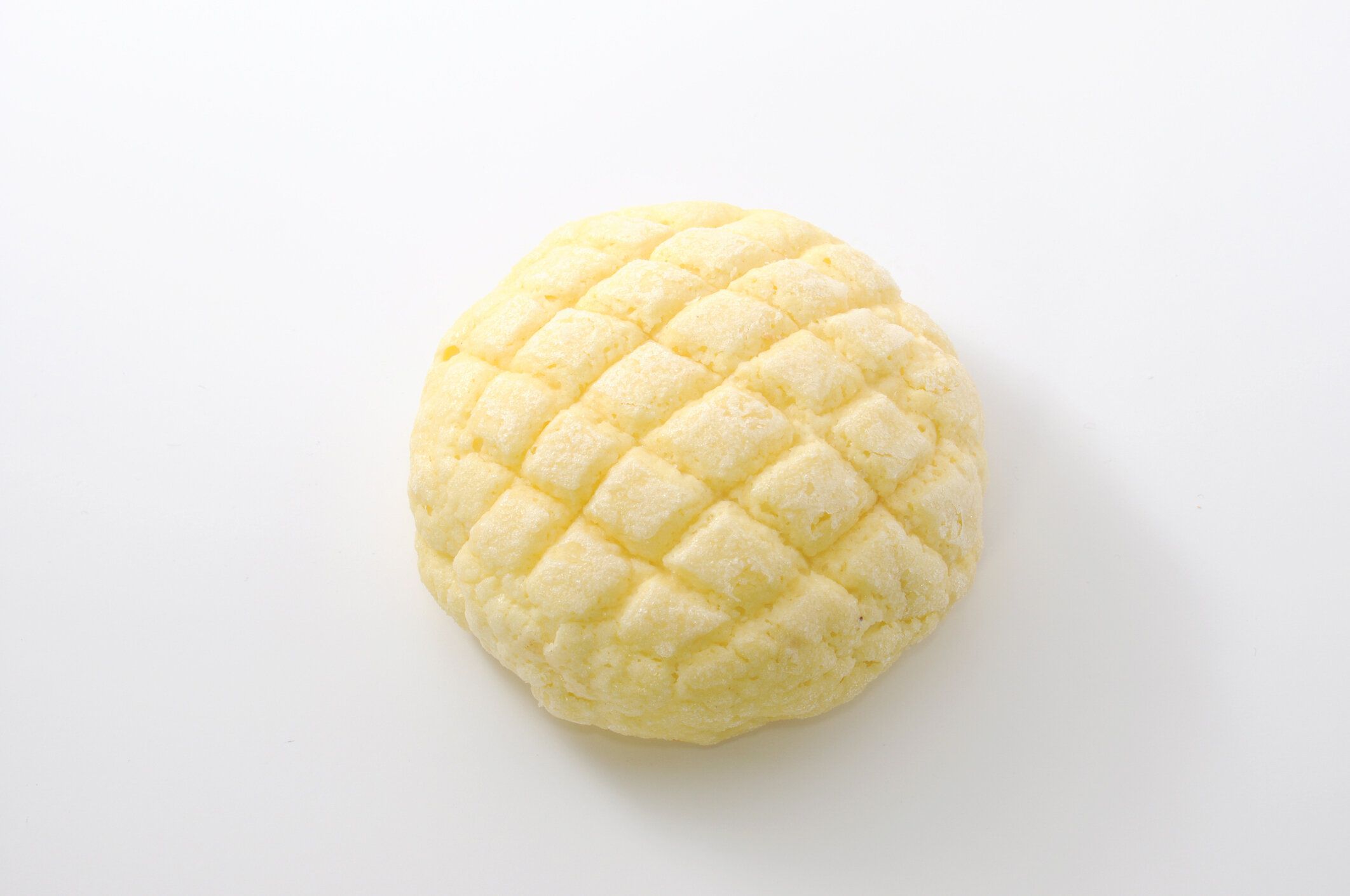 【管理栄養士監修】賞味期限切れの「メロンパン」はいつまで大丈夫？傷んだときの特徴を解説！活用方法も