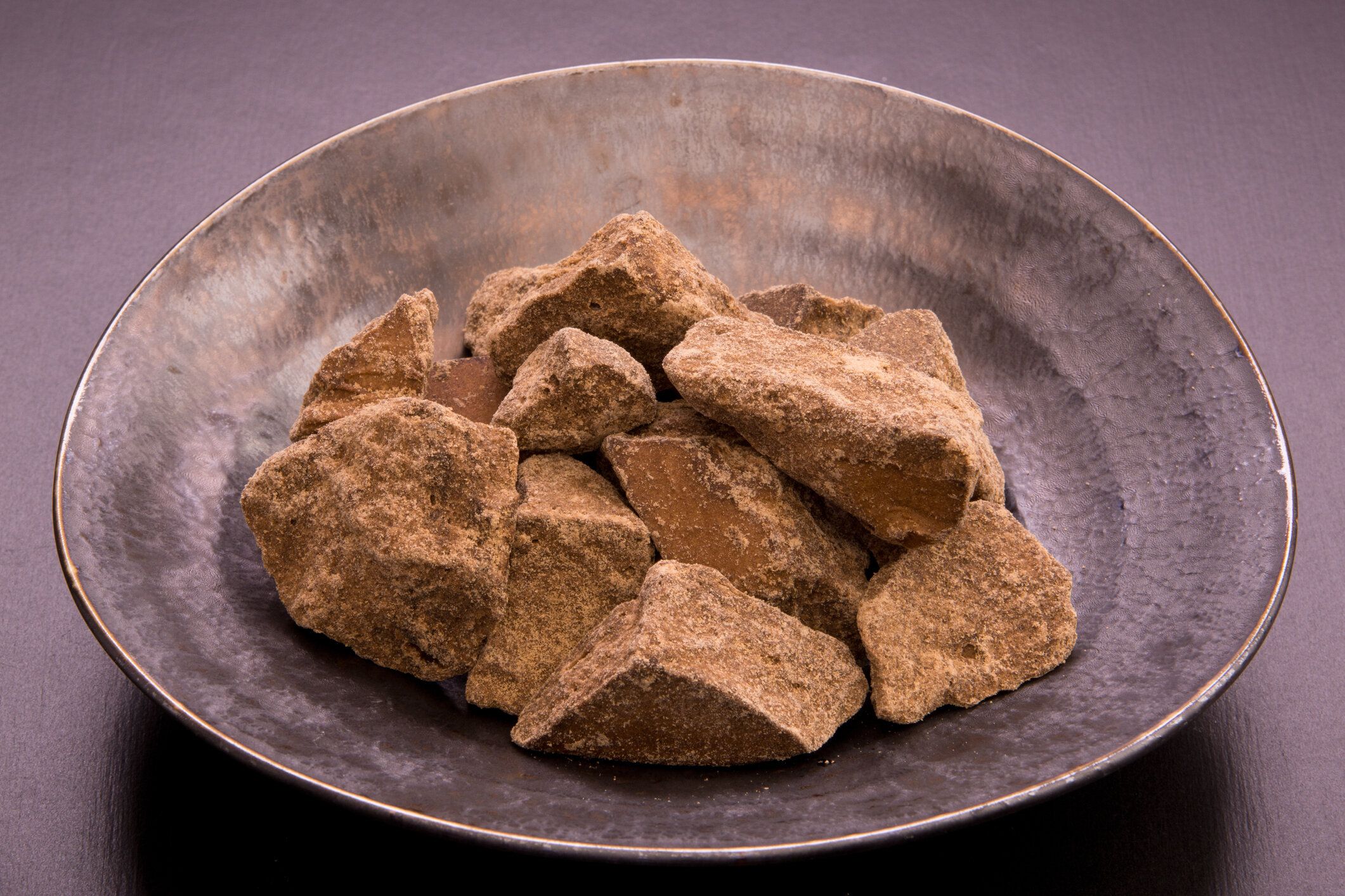 【管理栄養士監修】「黒糖」の主な栄養素とカロリーまとめ！おすすめな調理方法は？