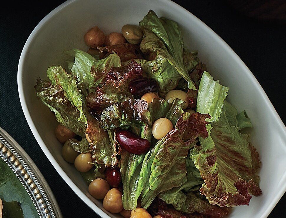 材料を混ぜるだけ！サニーレタスとミックスビーンズのサラダ