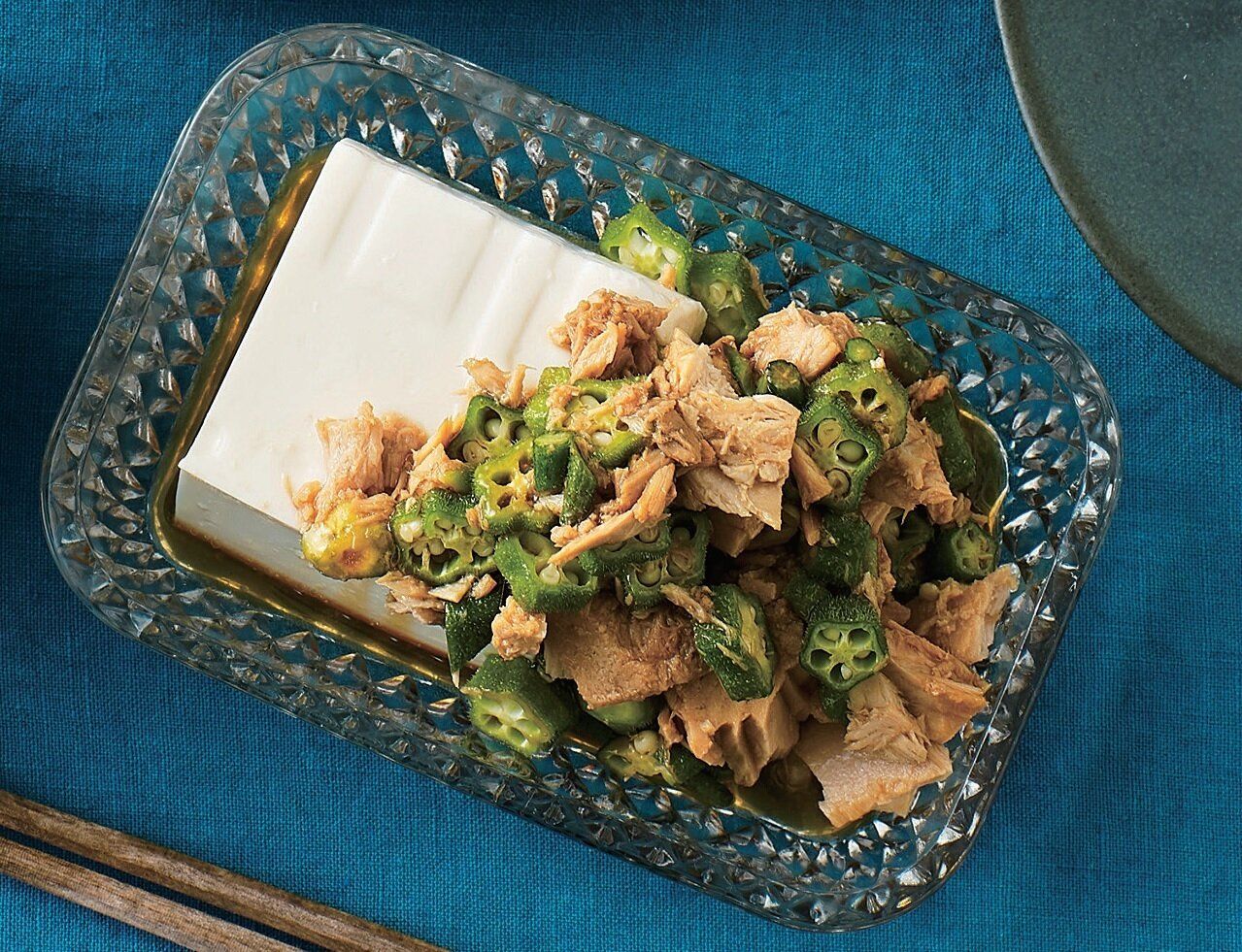 酸味がきいてさっぱり＆クイックおかず♪オクラとツナの冷ややっこ