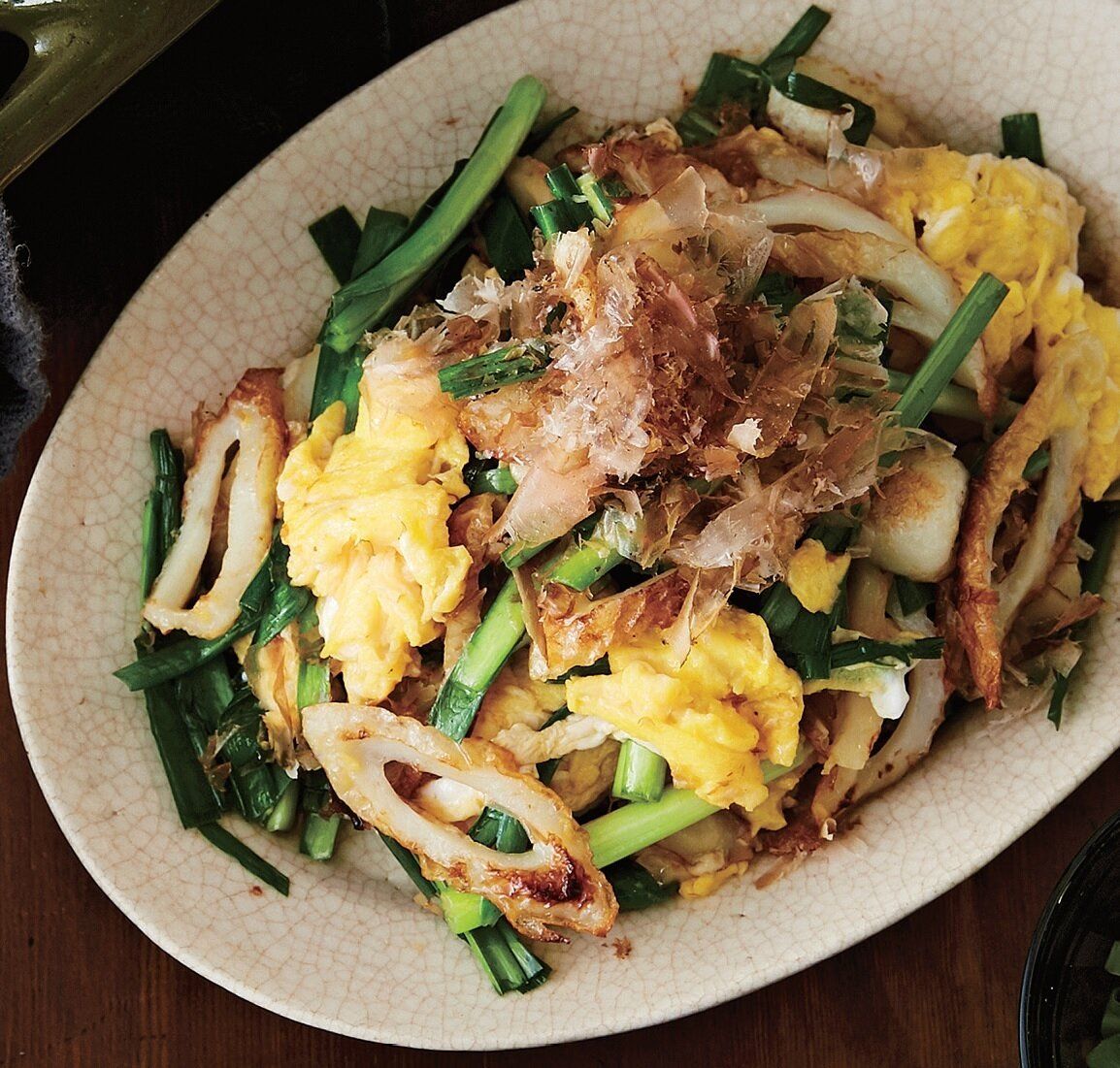 もう一品欲しいときに大活躍！ちくわとにらの卵炒め