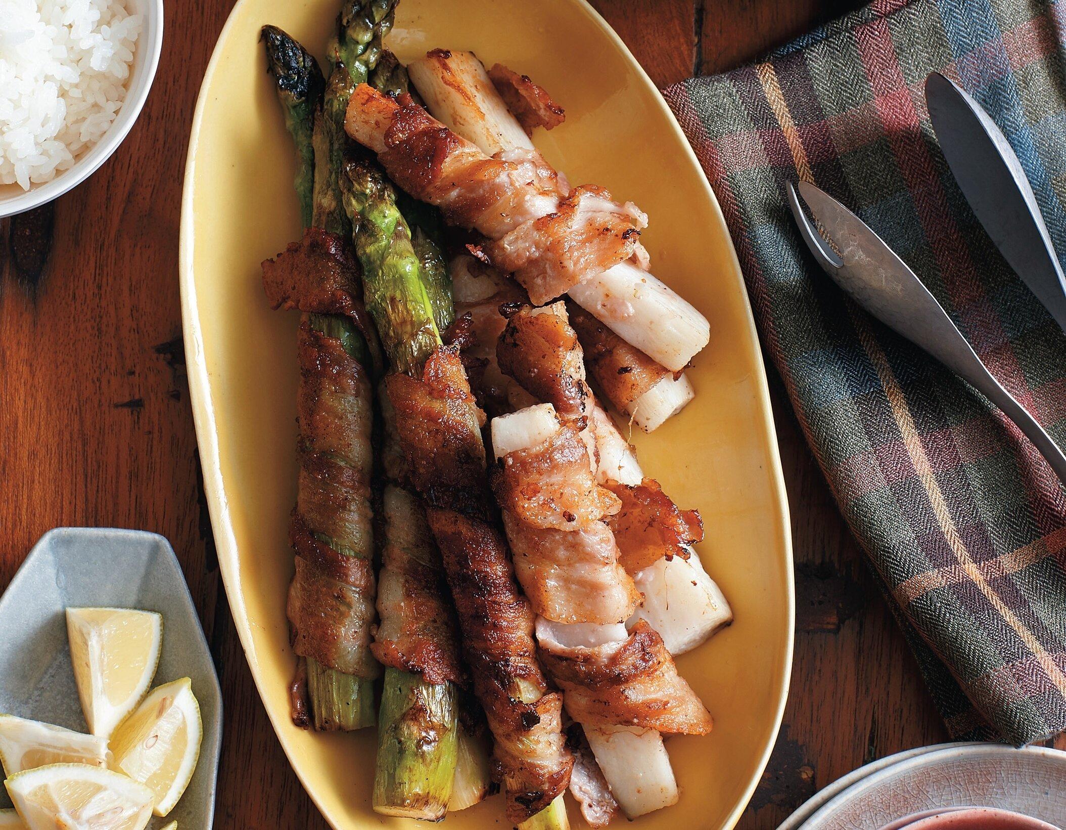 長いままだと巻くのも焼くのもラク！アスパラと長いもの豚バラ巻き