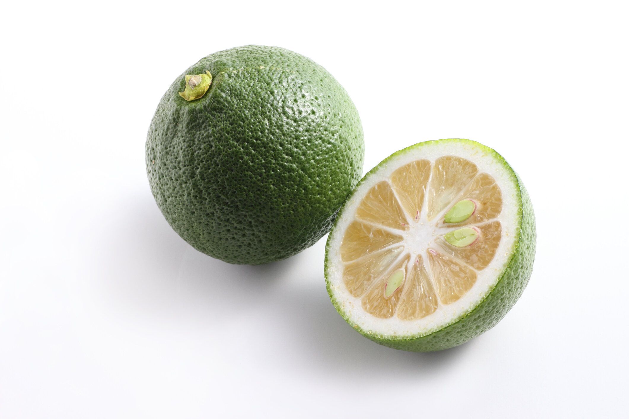 【管理栄養士監修】「かぼす」の主な栄養素とカロリーまとめ！おすすめな調理方法は？