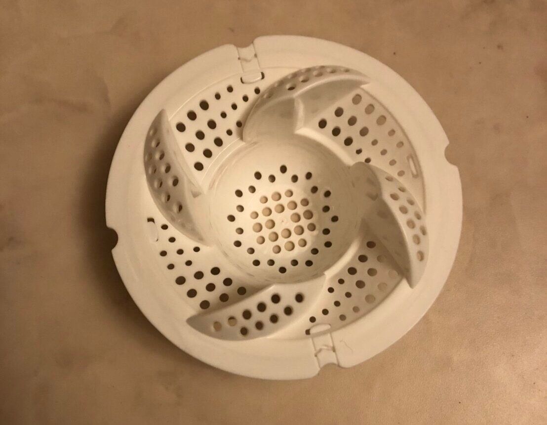 【ダイソー】お風呂の排水溝掃除が楽になる神アイテム発見！