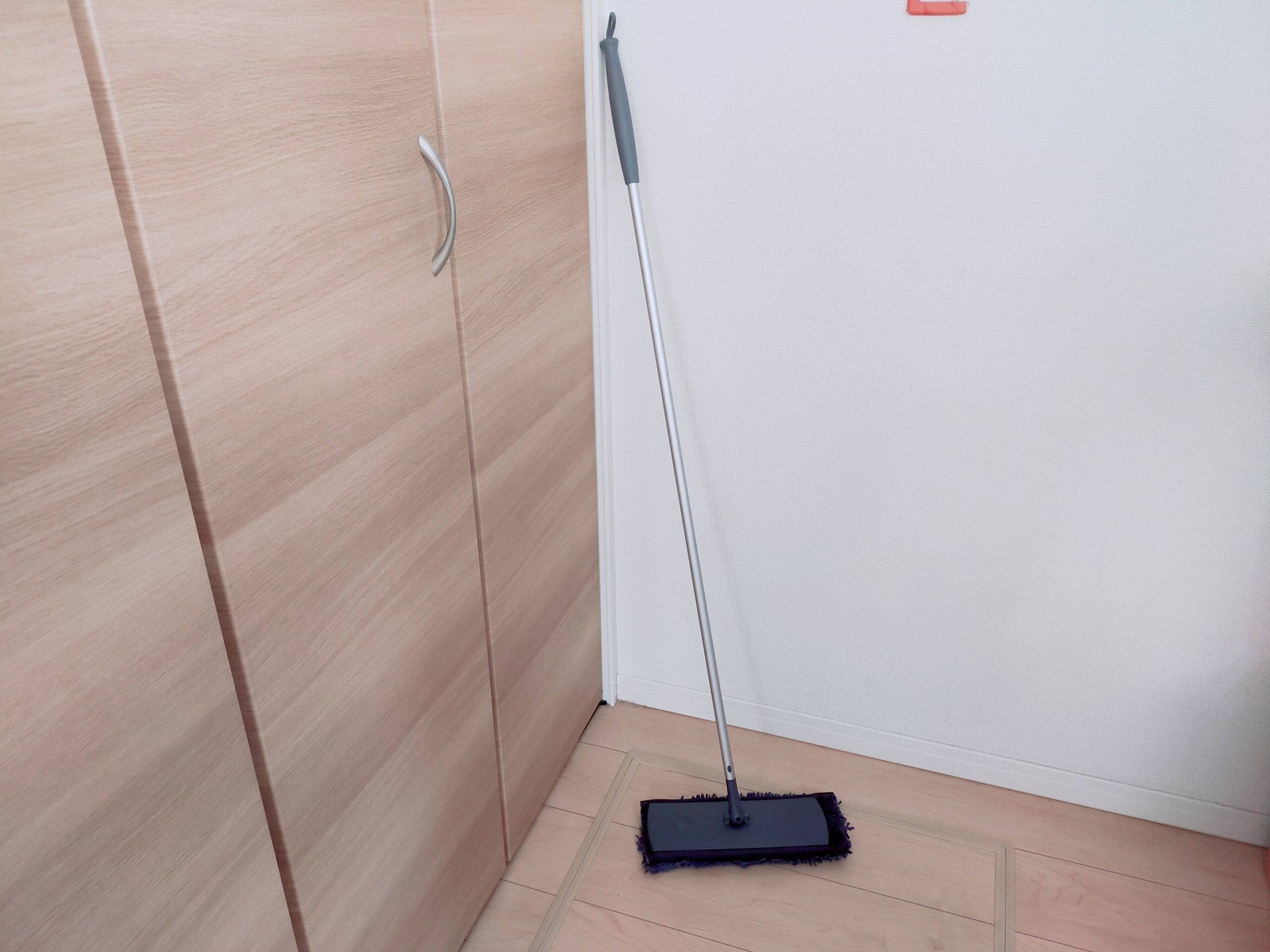 たった330円でキレイに?!ズボラ主婦がダスキンの定期交換フロアモップを使い続ける理由