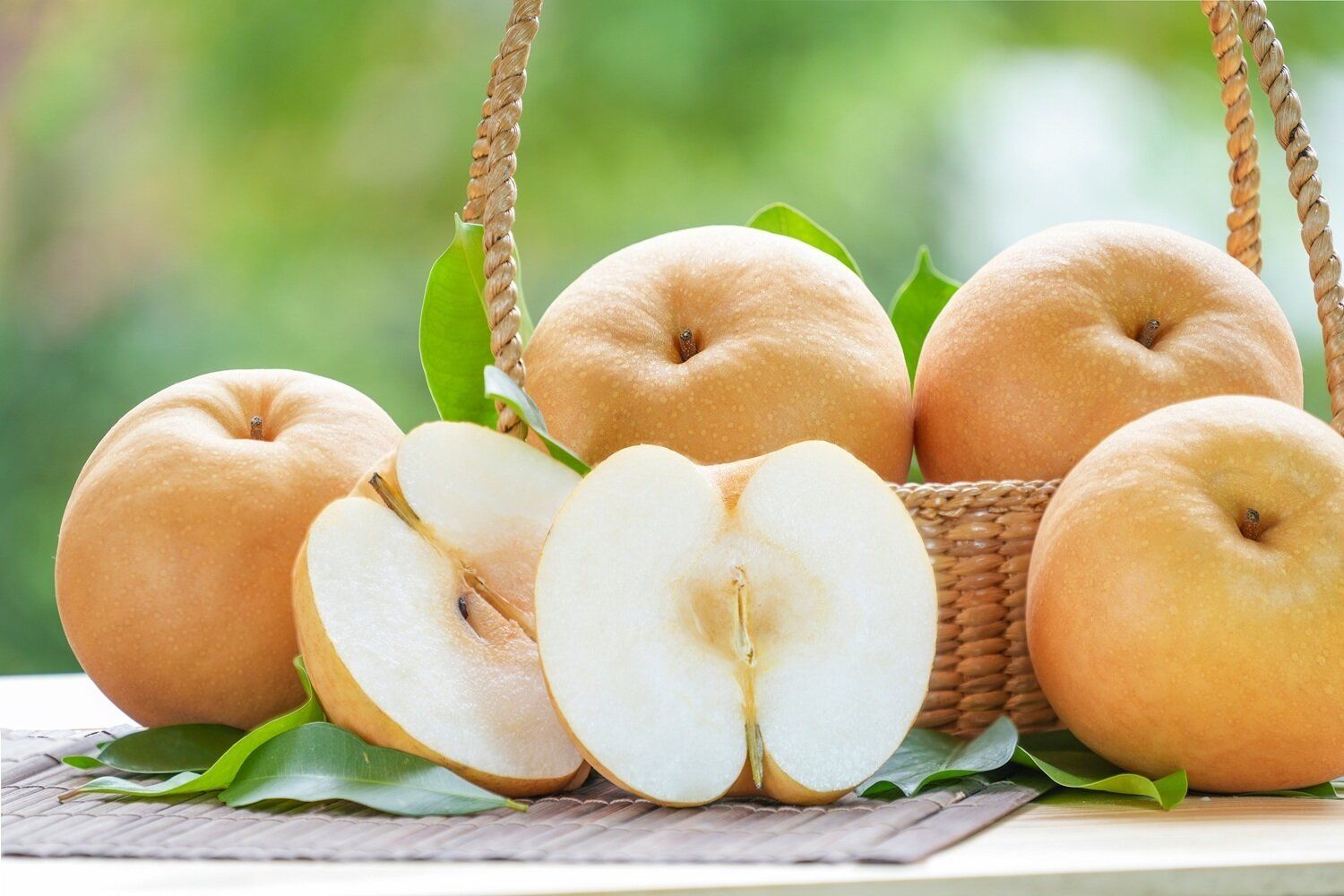 【管理栄養士監修】「梨（なし）」の主な栄養素とカロリーまとめ！おすすめな調理方法は？