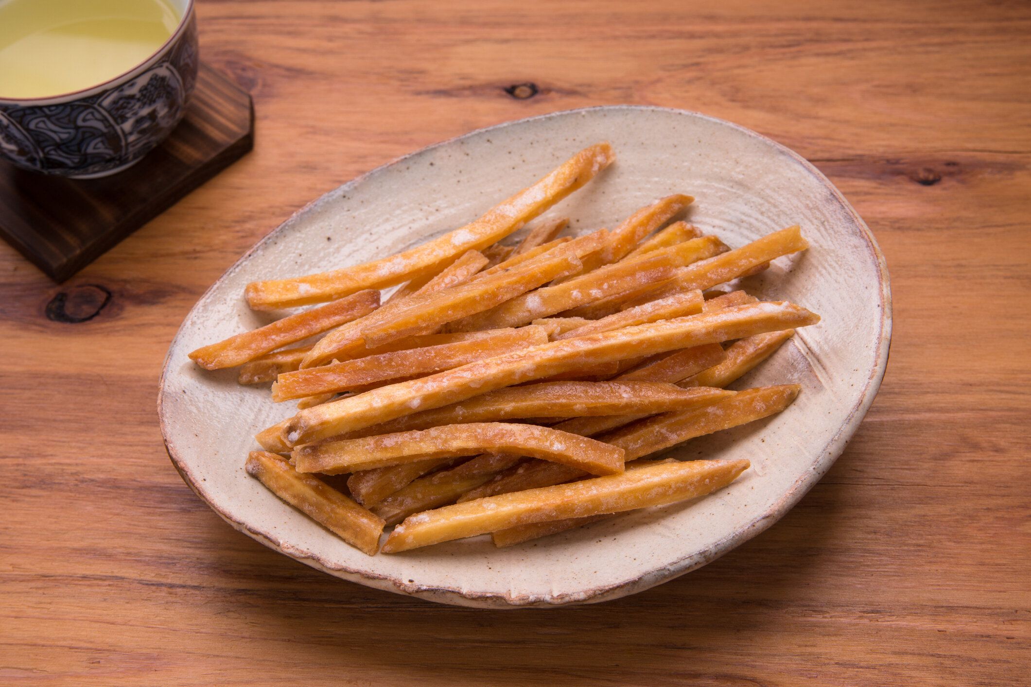 【管理栄養士監修】「芋けんぴ」は太りやすい？気になるカロリーと炭水化物量まとめ