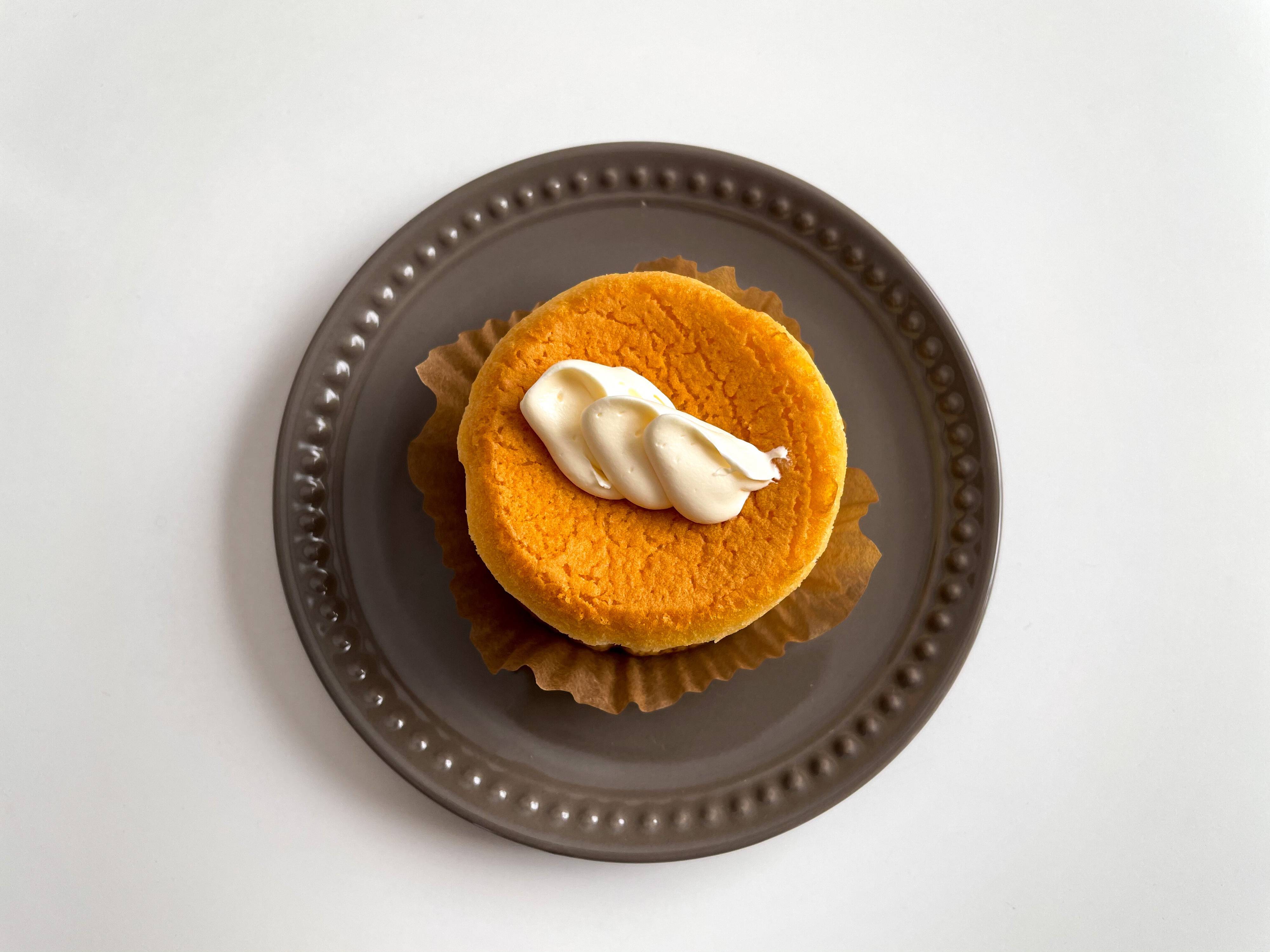 【ローソン】フワっとトロ〜りな新作スイーツに感動♡見た目の派手さはないけど3種類の〇〇の香りがたまら～ん！