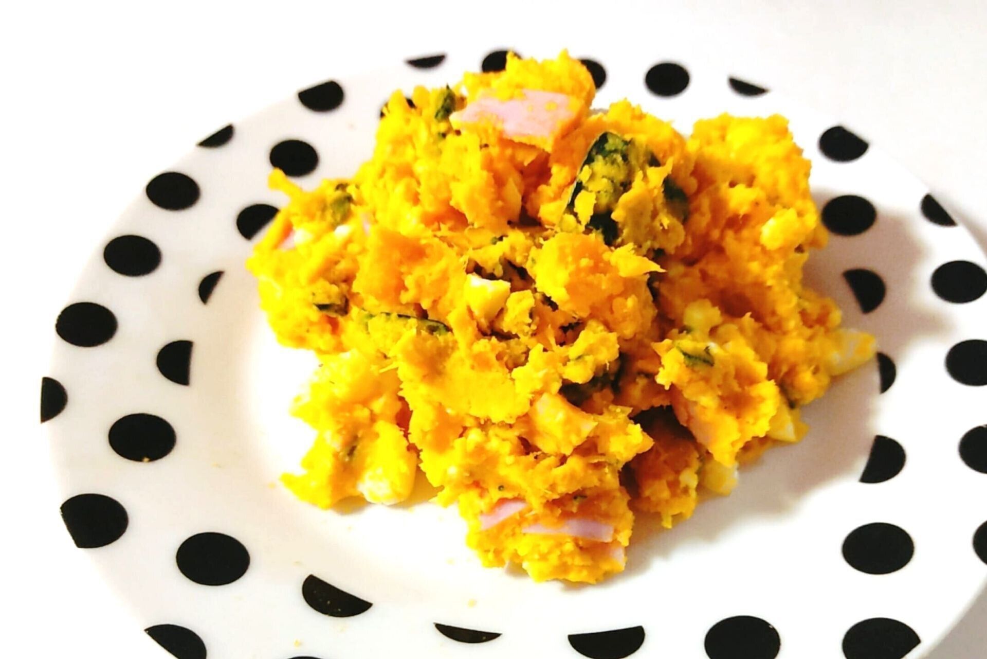 【業務スーパー】レンチンだけで一品になる北海道産かぼちゃ