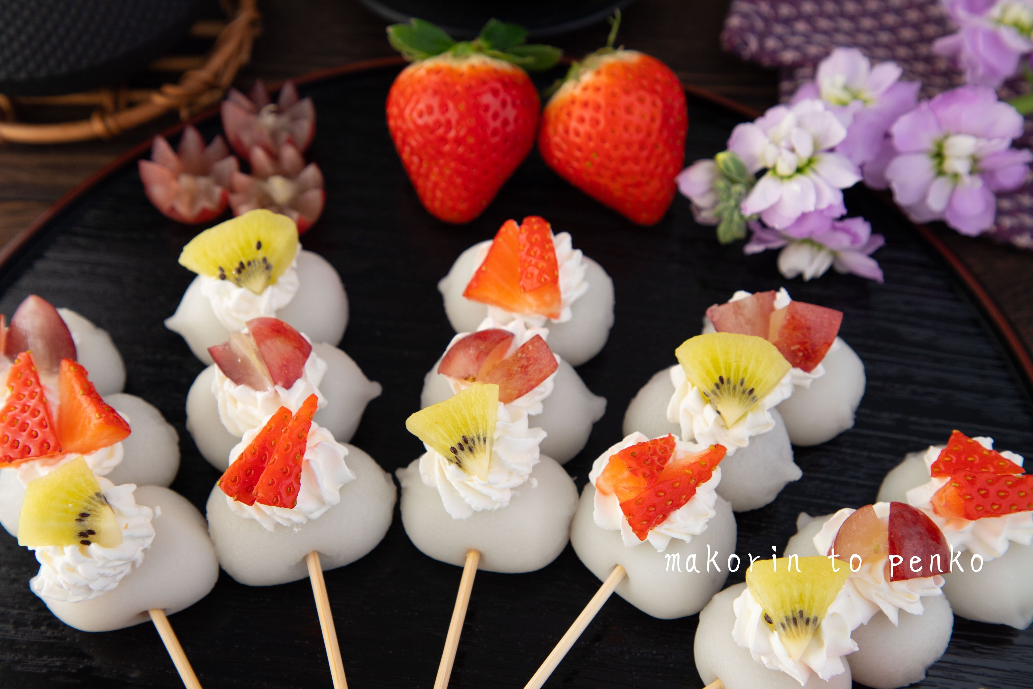 【業務スーパー】人気の冷凍プチスイーツを使って5分で完成！見た目もかわいい！フルーツパフェ大福団子