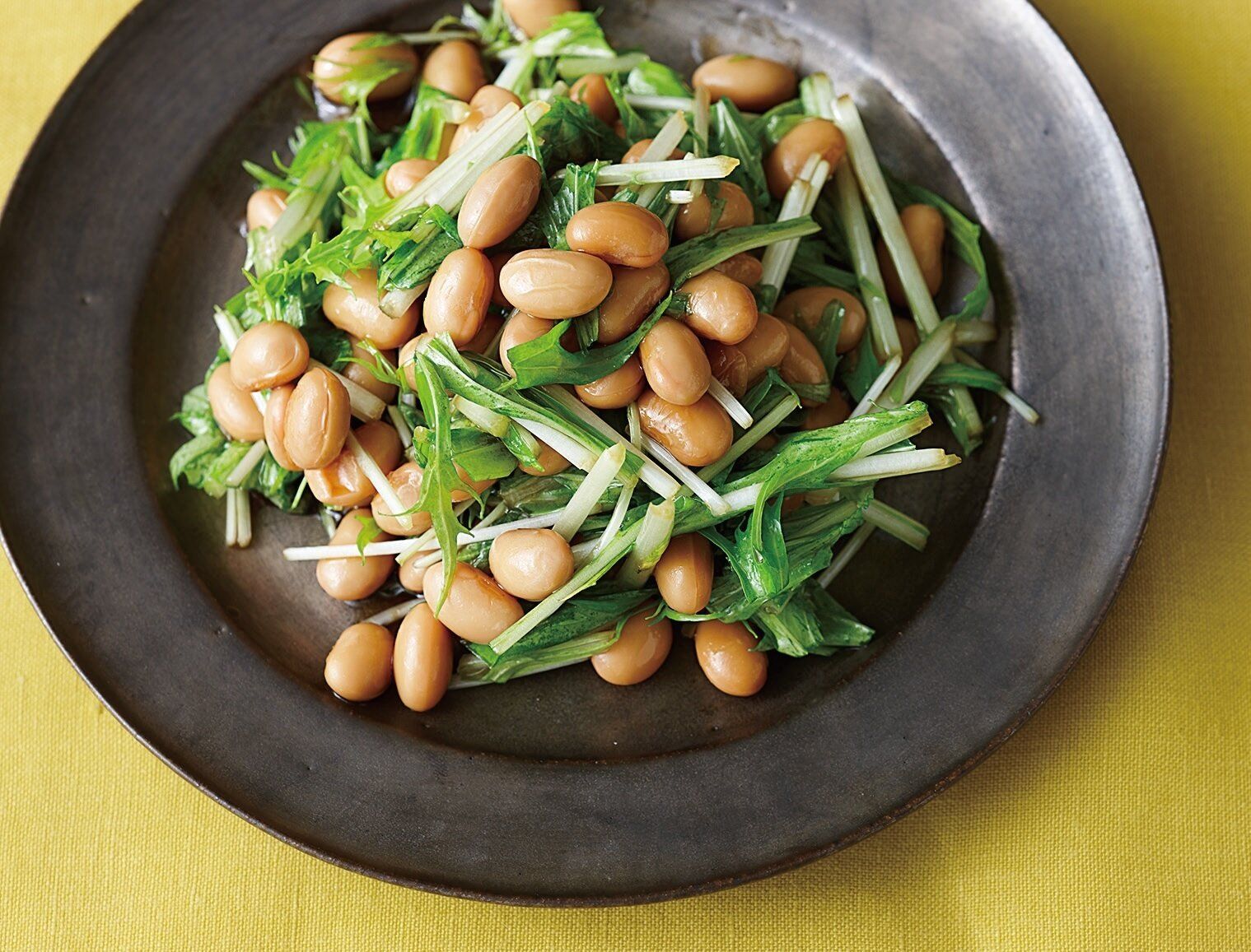 腸にうれしいオリゴ糖がたっぷり！大豆と水菜の中国風サラダ