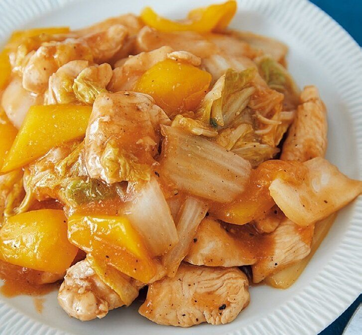 しっとり鶏胸と甘酸っぱさが◎鶏と白菜の甘酢炒め