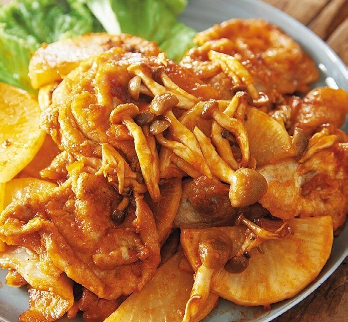 食べ応え満点の洋風プレート！大根ポークチャップ