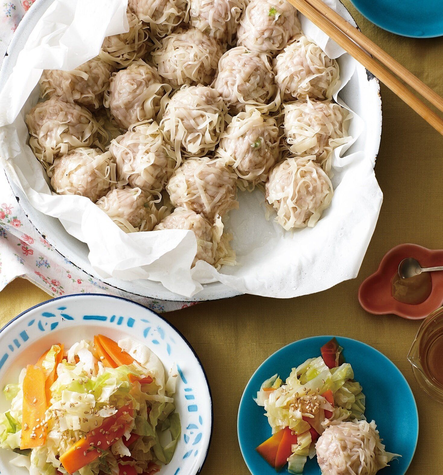 蒸しナムルと一緒にめしあがれ！キャベツの花シュウマイ