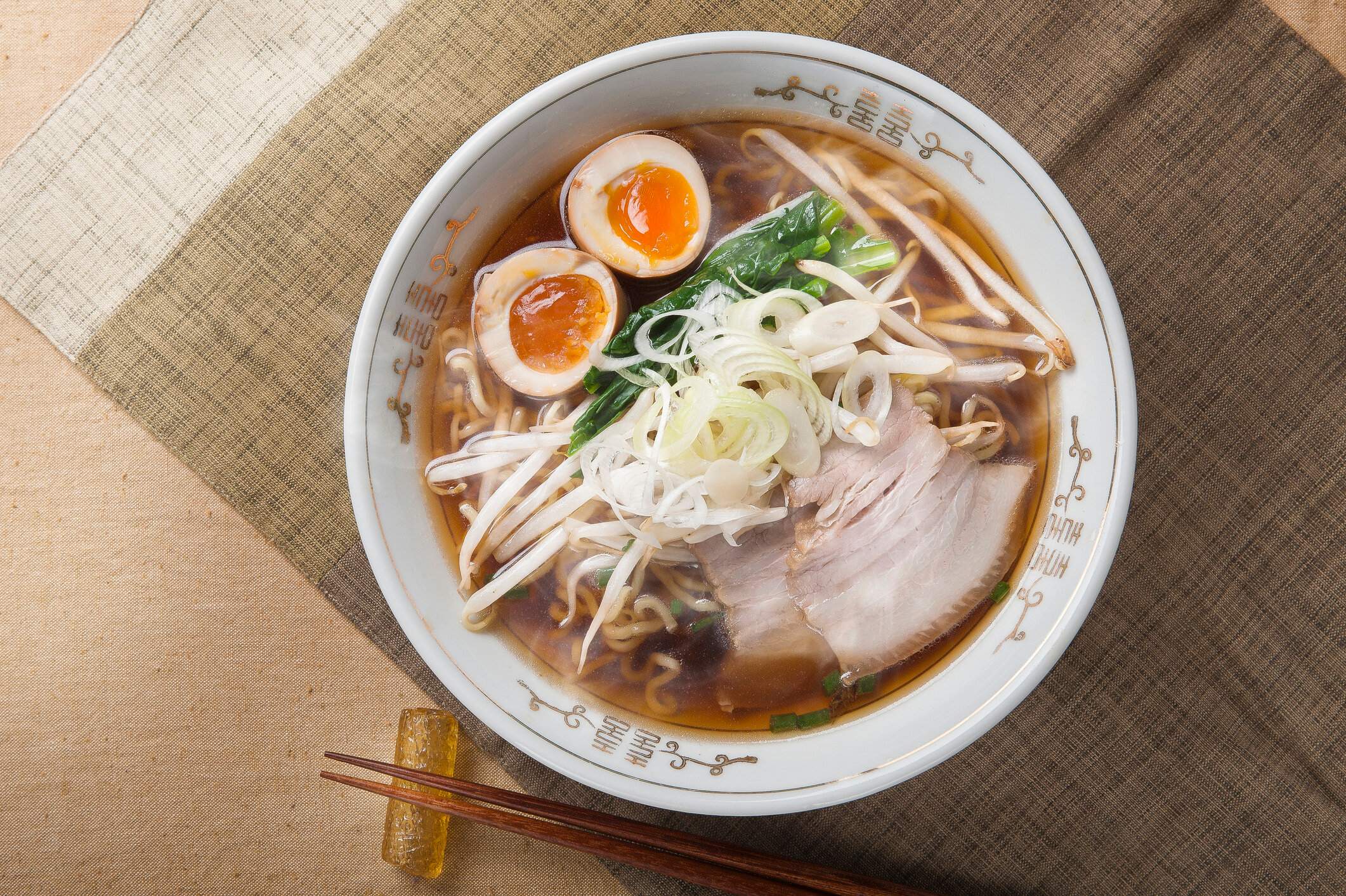 【管理栄養士監修】「ラーメン」は太りやすい？気になるカロリーと炭水化物量まとめ