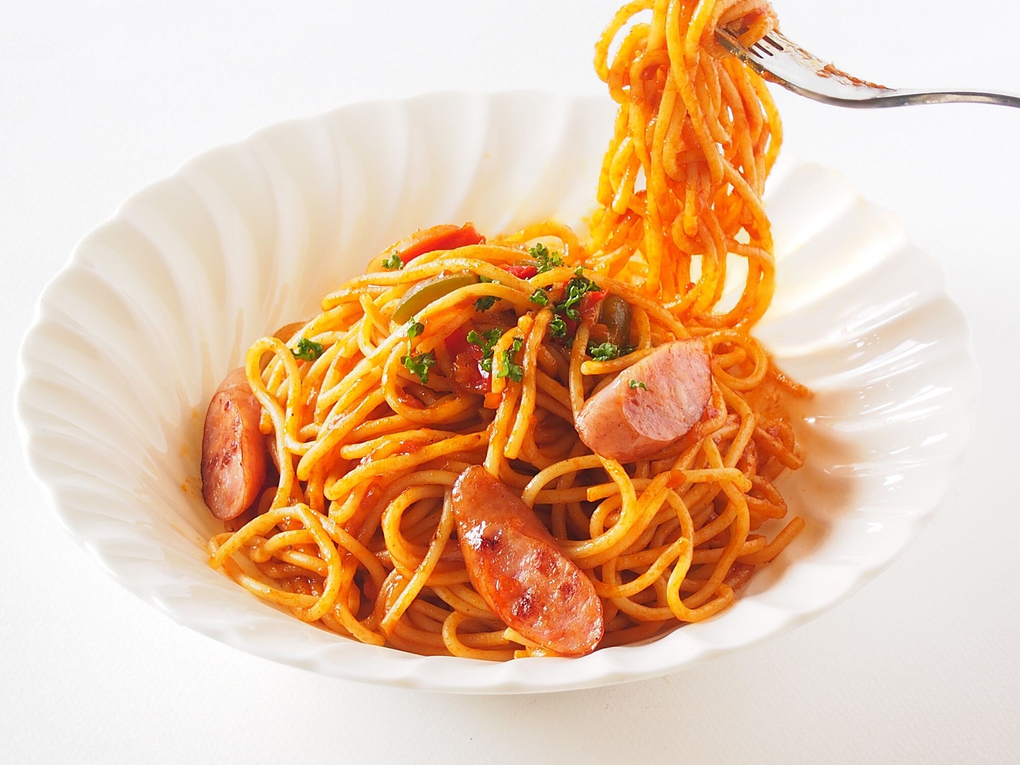 【管理栄養士監修】「ナポリタン」は太りやすい？気になるカロリーと炭水化物量まとめ