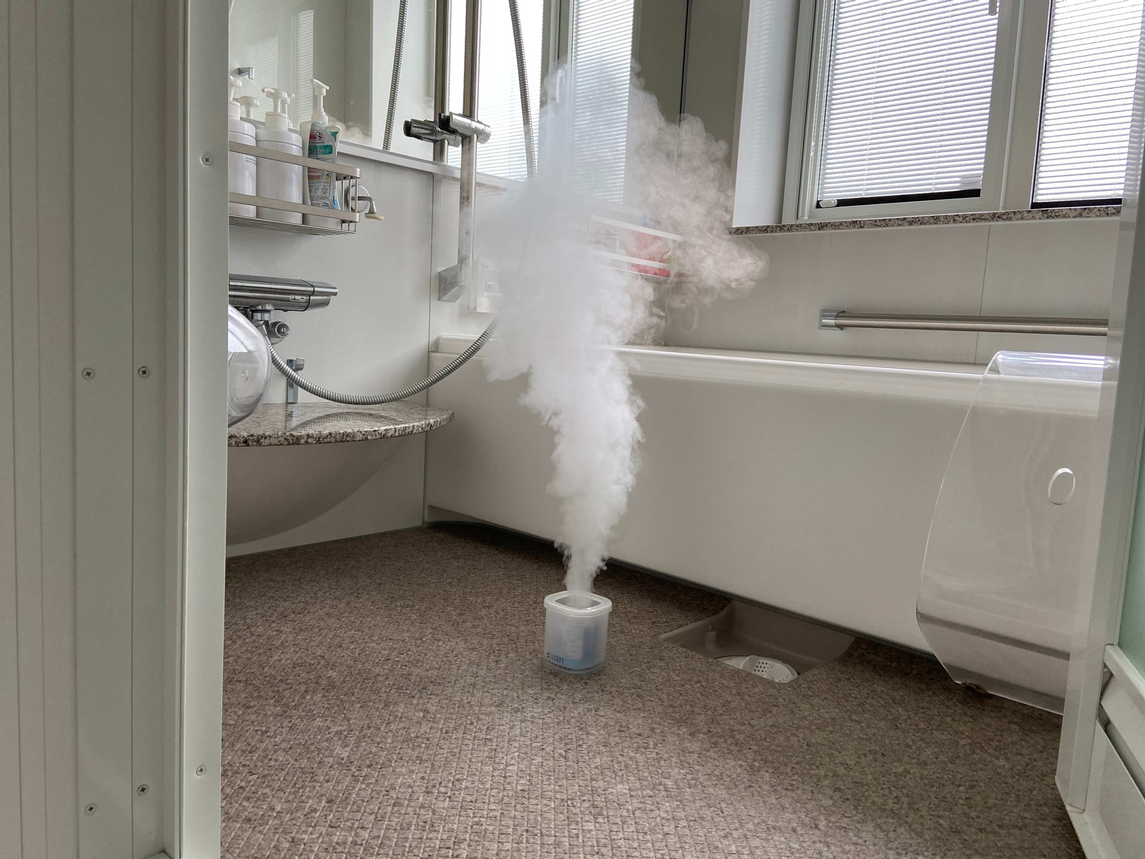 梅雨が来る前に！ズボラ主婦も「これだけやっておけばかなり楽！」最強カビ対策3選