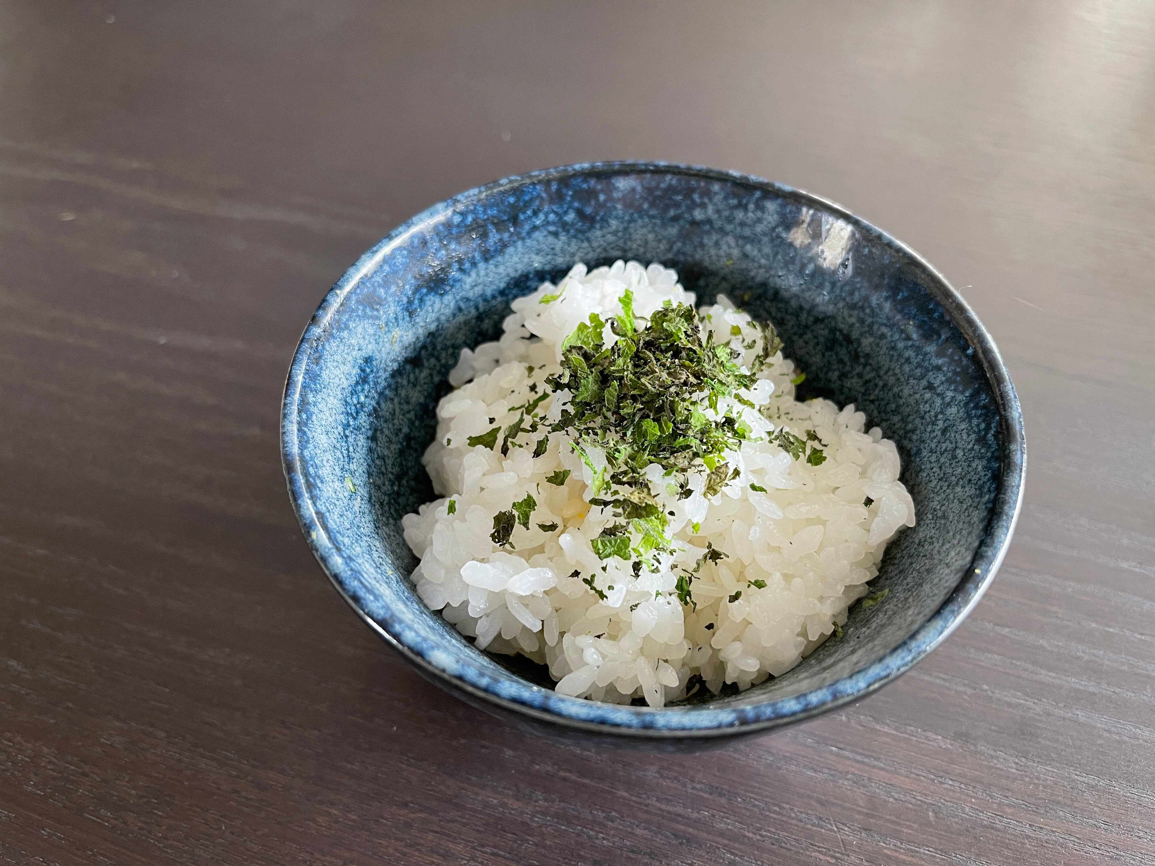 2つの方法でしそ1袋食べきり!長持ちさせる冷蔵方法とレンジだけで作る乾燥しそ