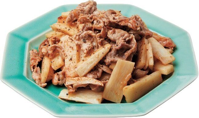 サクッとした歯ざわりを満喫！豚こま切れ肉と長いもの炒めもの