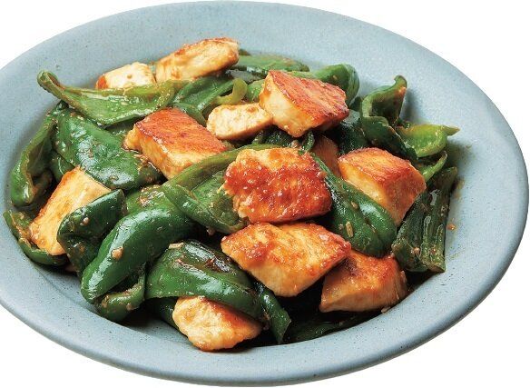 こっくり味で白めしが進む！めかじきとピーマンの炒めもの