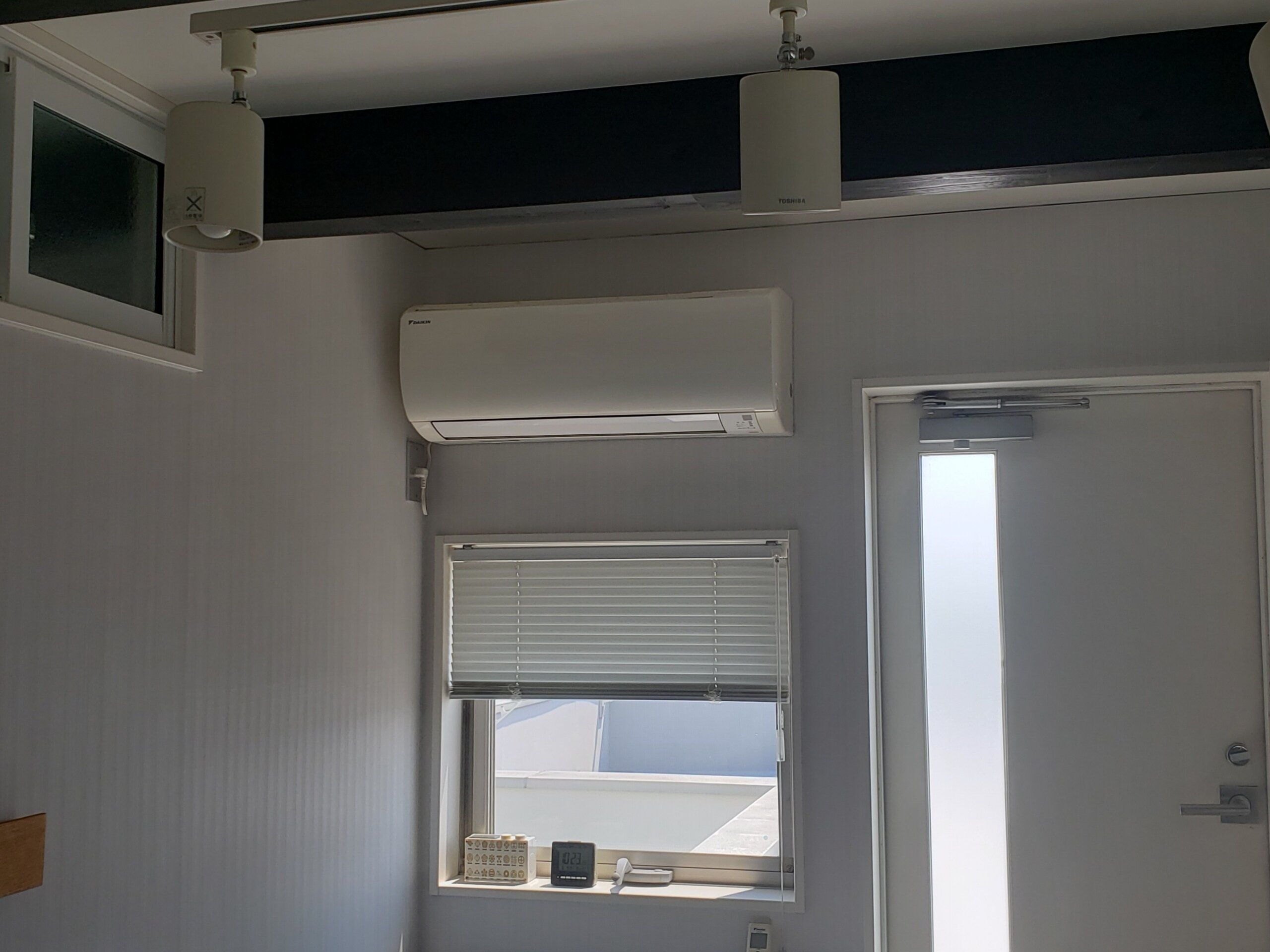 簡単にキレイにできる！エアコンのフィルター掃除は暑い夏が来る今こそやるべき！