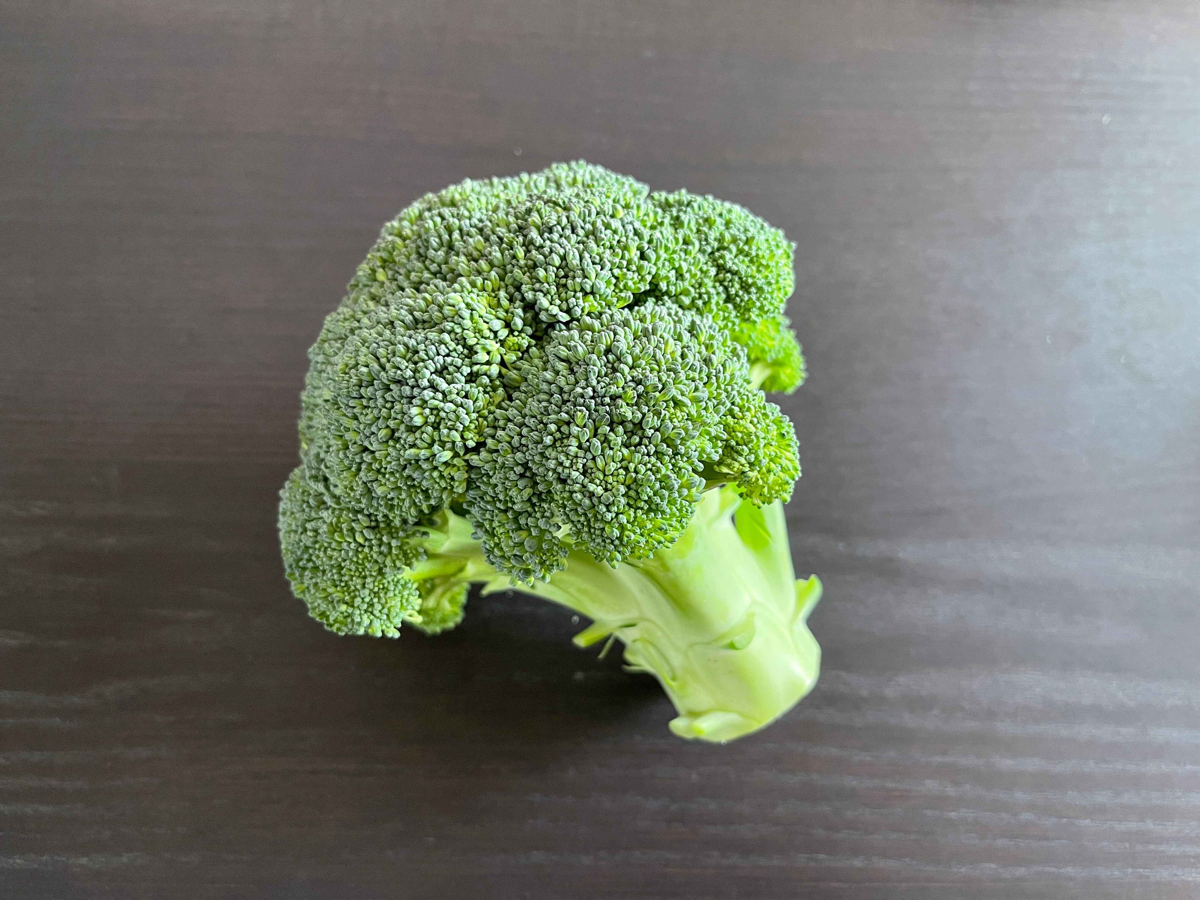 流水だけはNG！ブロッコリーの正しい洗い方と100均アイテムで簡単切り分け