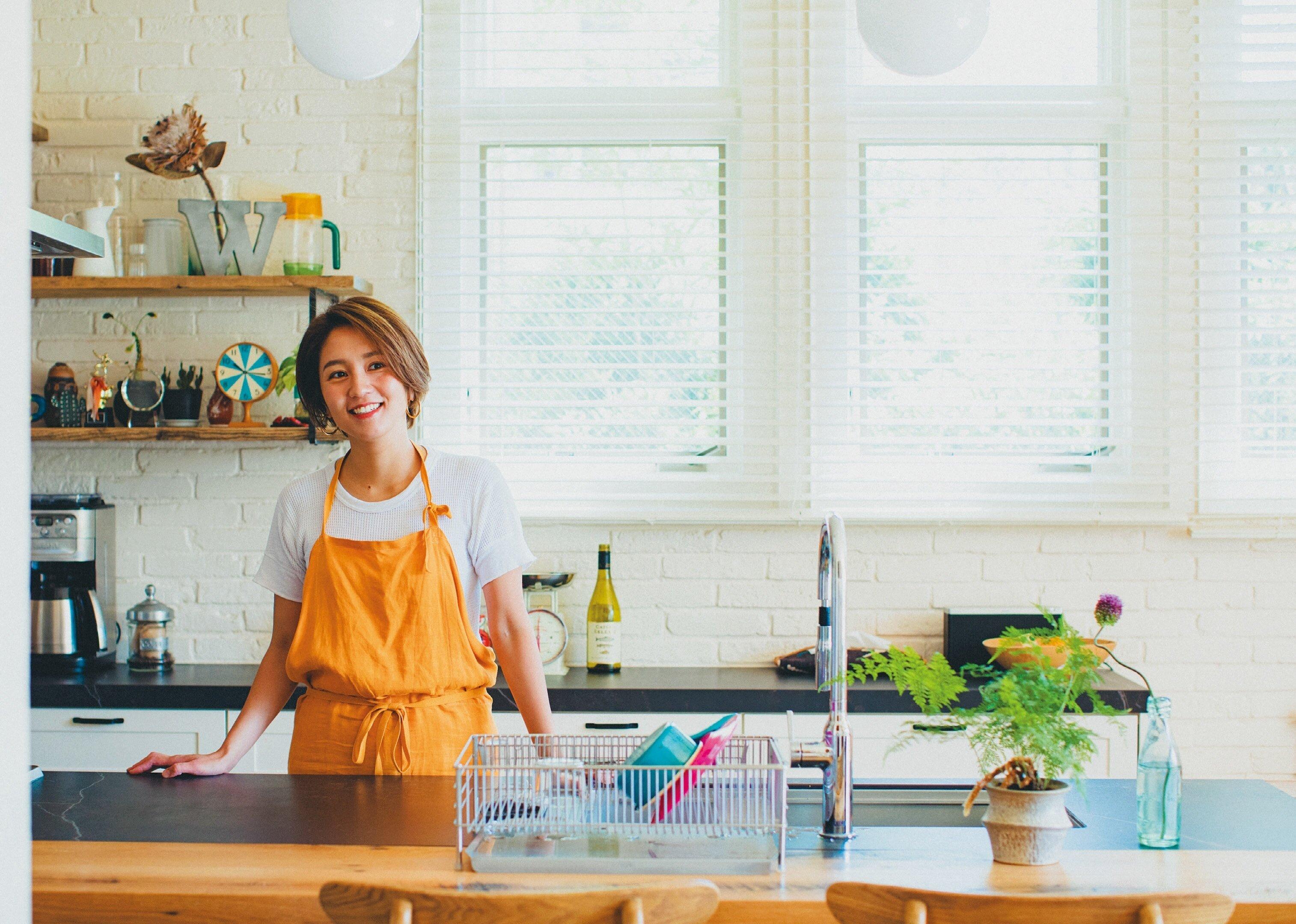 TVで人気の料理家 和田明日香さんの料理へのやる気を生み出すキッチンの作り方
