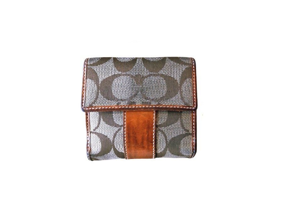 貯蓄の達人たちはみんなお財布が小さい!?小さな財布は豊かな暮らしへの第一歩！