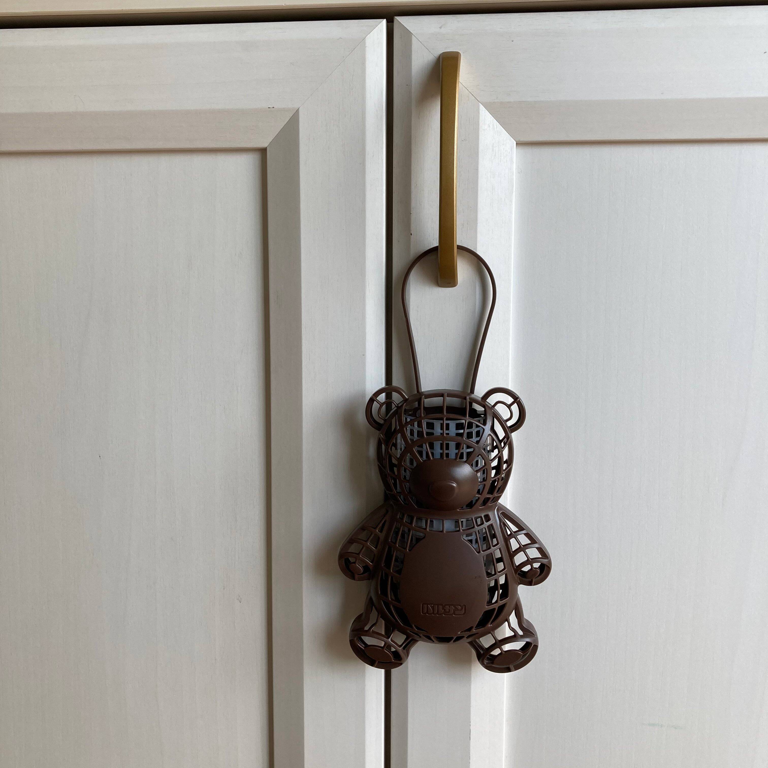 カワイイくまさんのインテリア……と思わせて、じつはコレ「虫よけグッズ」なんです！