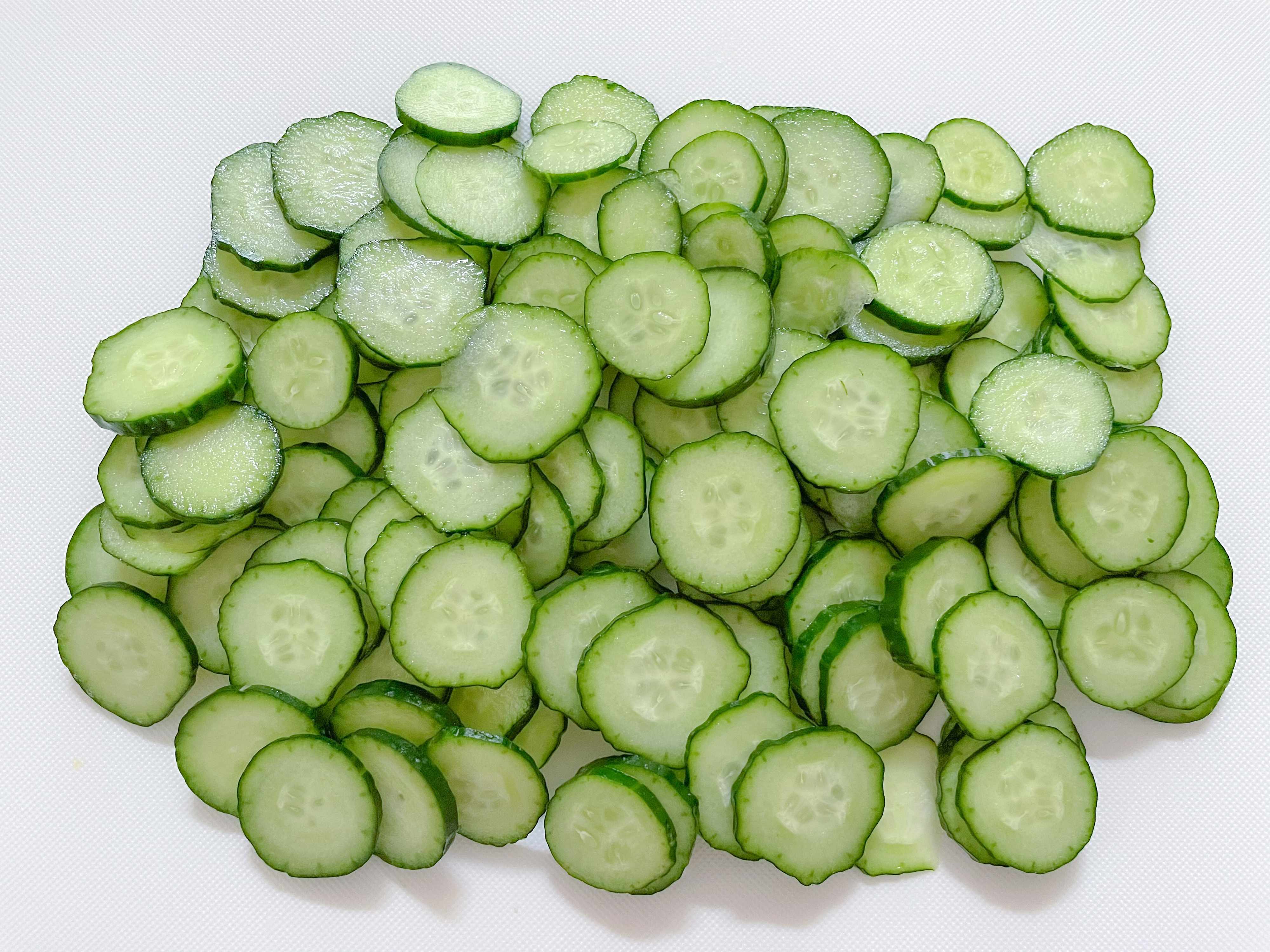 【きゅうり大量消費】5分で完成なのにやみつきのおいしさ！きゅうりと鯖のごま味噌マヨ和え