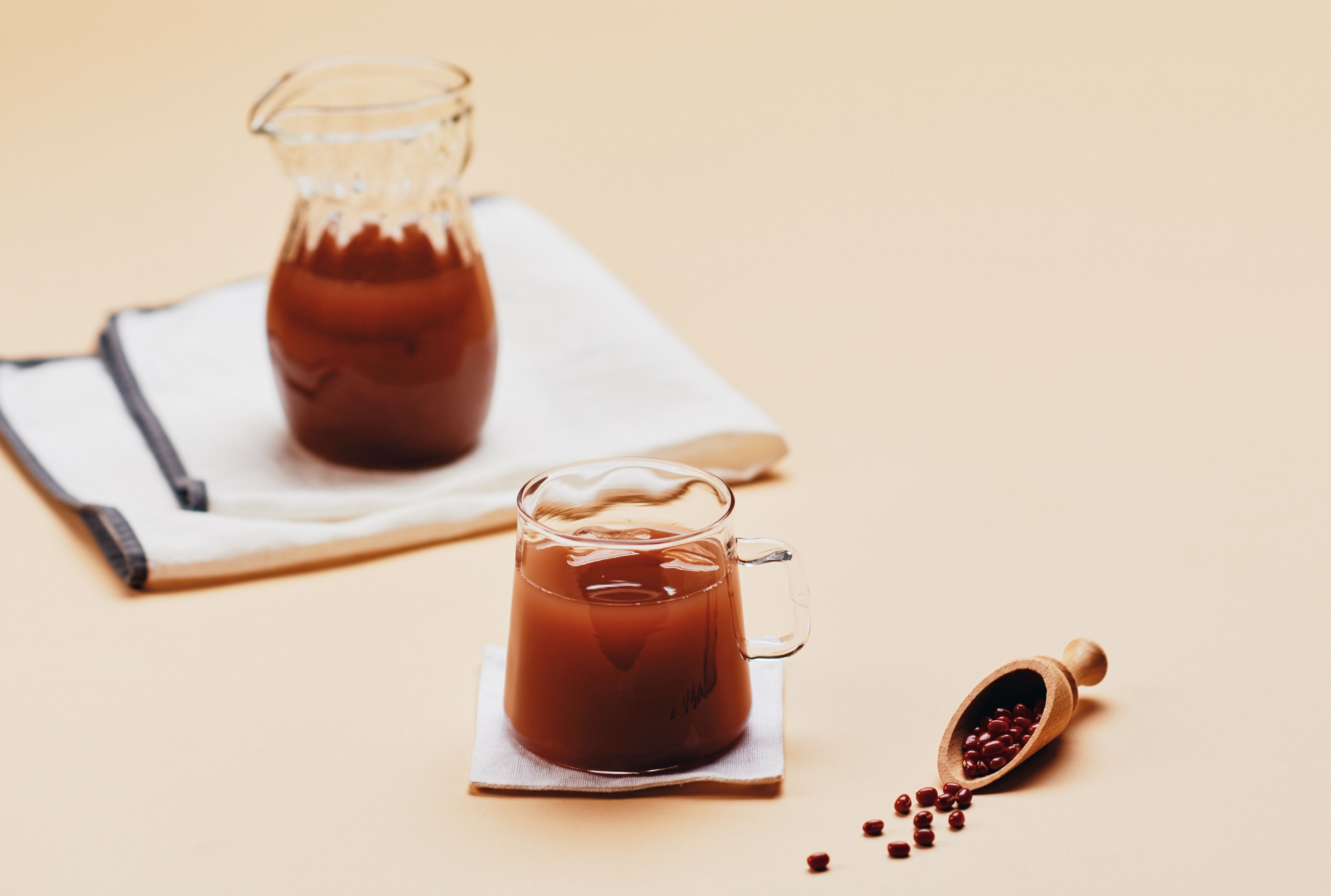 食前に1杯飲むだけ！手軽にお腹やせが叶う!?今話題のあずき水ってなに!?