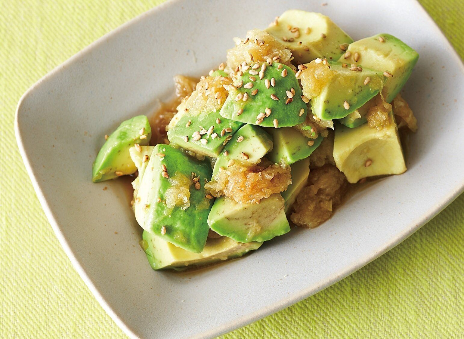 大根おろしに合う新発見！アボカドのおろしあえレモンじょうゆ