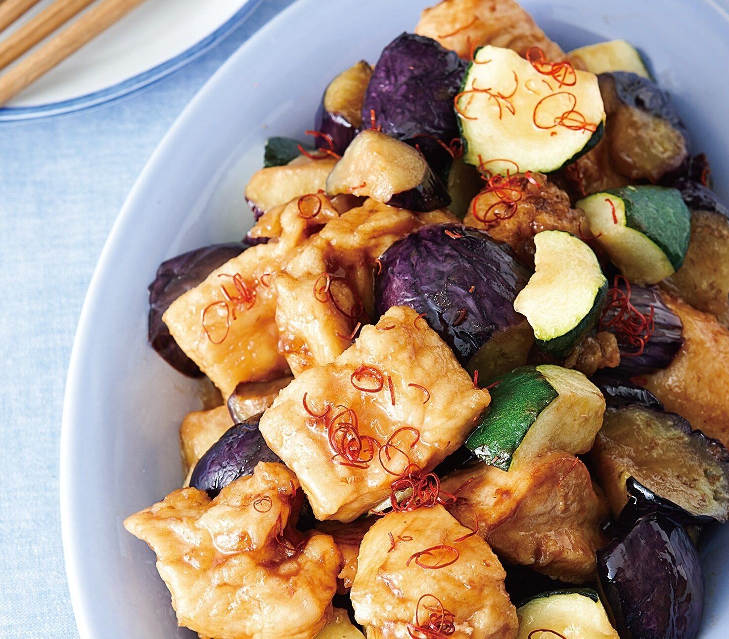 レモン風味の夏仕様に♪揚げ鶏となす、ズッキーニのレモンじょうゆ