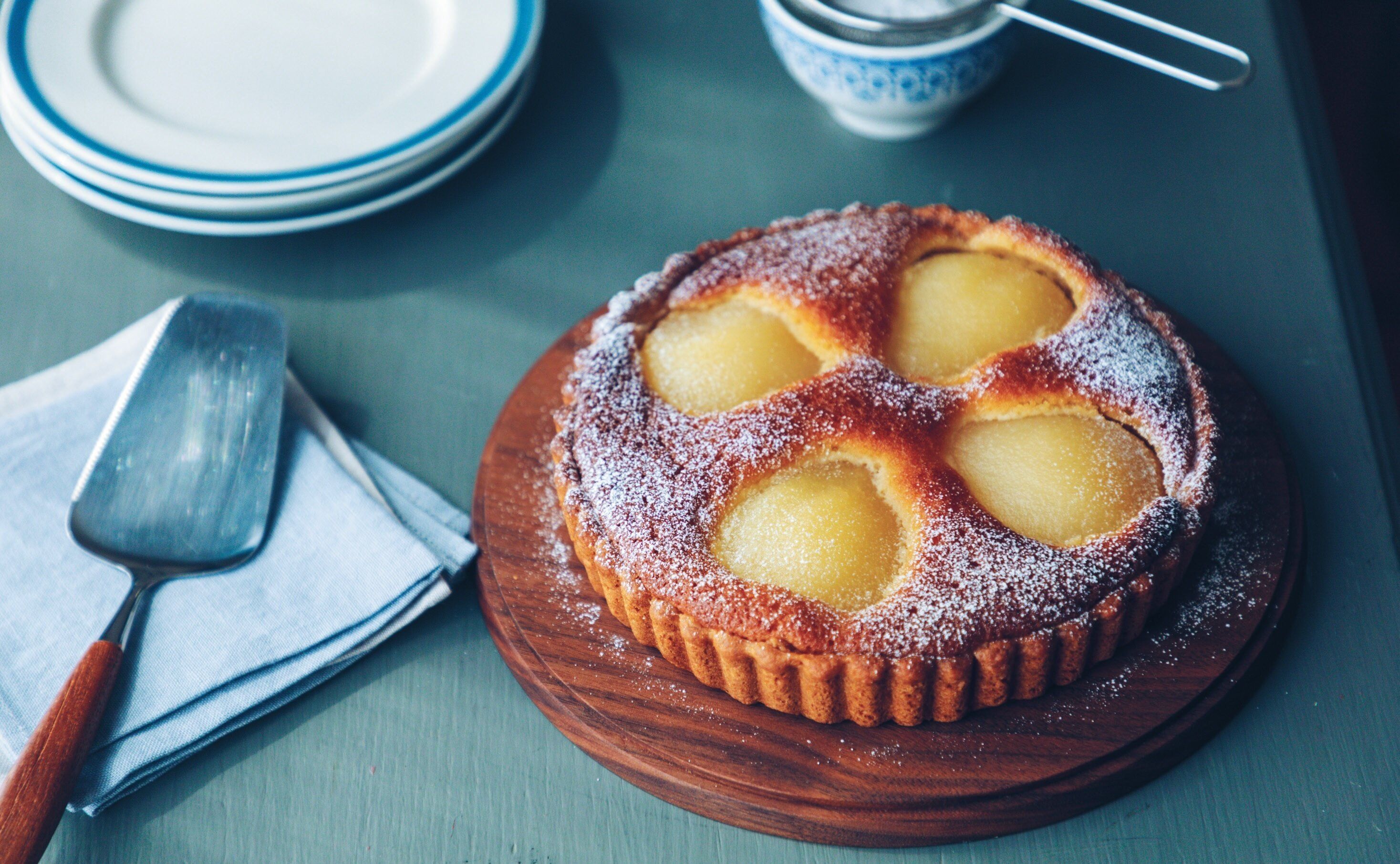 軽い口あたりで、ついおかわりしちゃいそう！洋梨のタルト