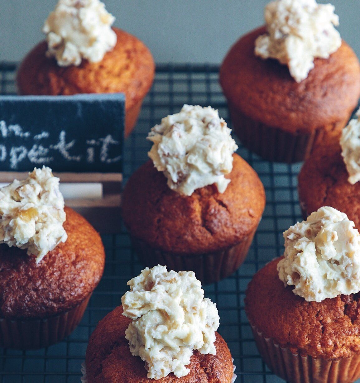 おしゃれ焼き菓子店みたいなスイーツも簡単！キャロットケーキ
