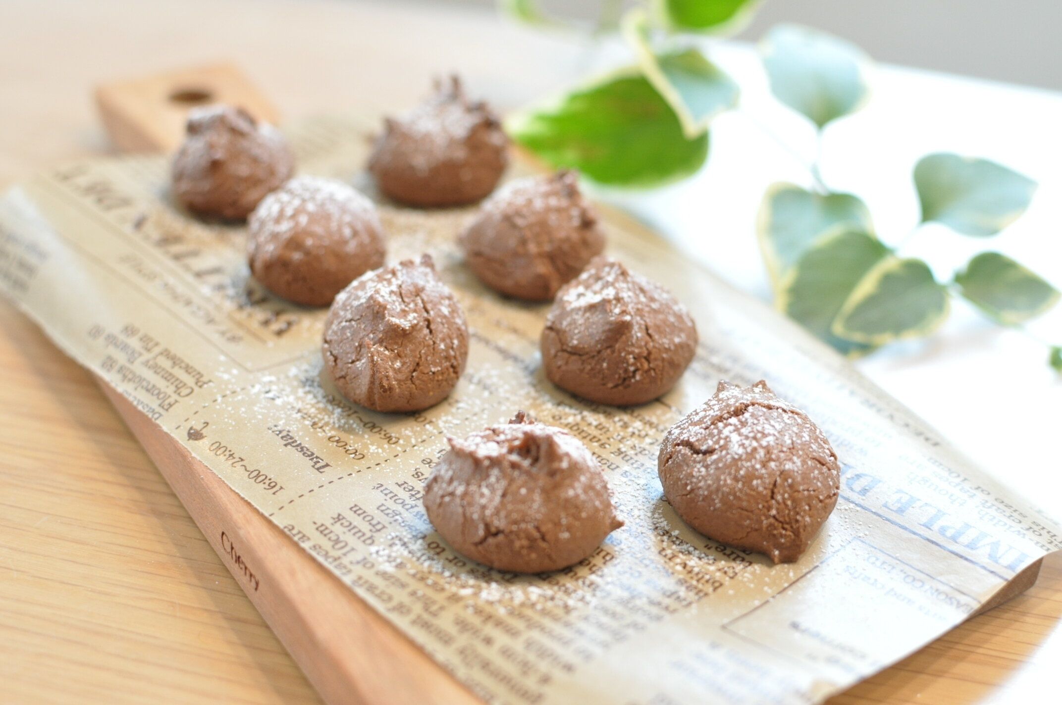 【材料たった2つ】濃厚すぎるチョコがたまらない！混ぜるだけでOKな簡単「焼きチョコクッキー」レシピ