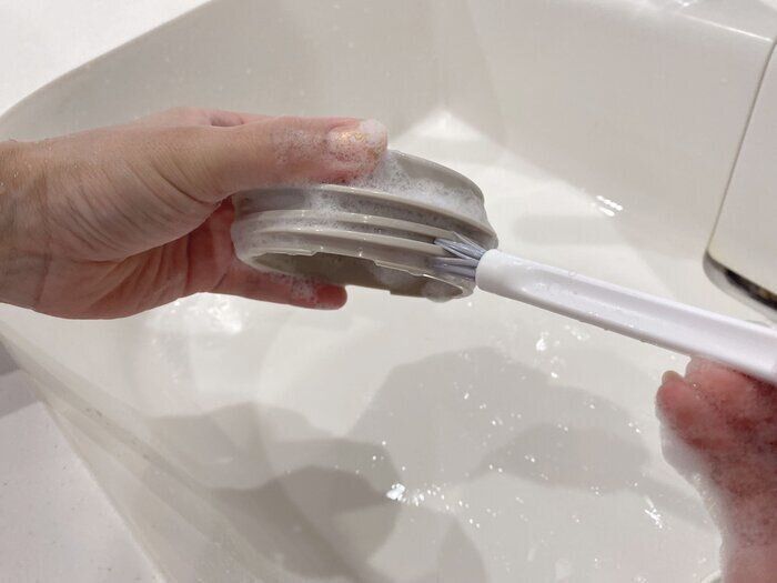 【セリア】あの隙間を洗うのにピッタリ！掃除好き主婦の愛用品