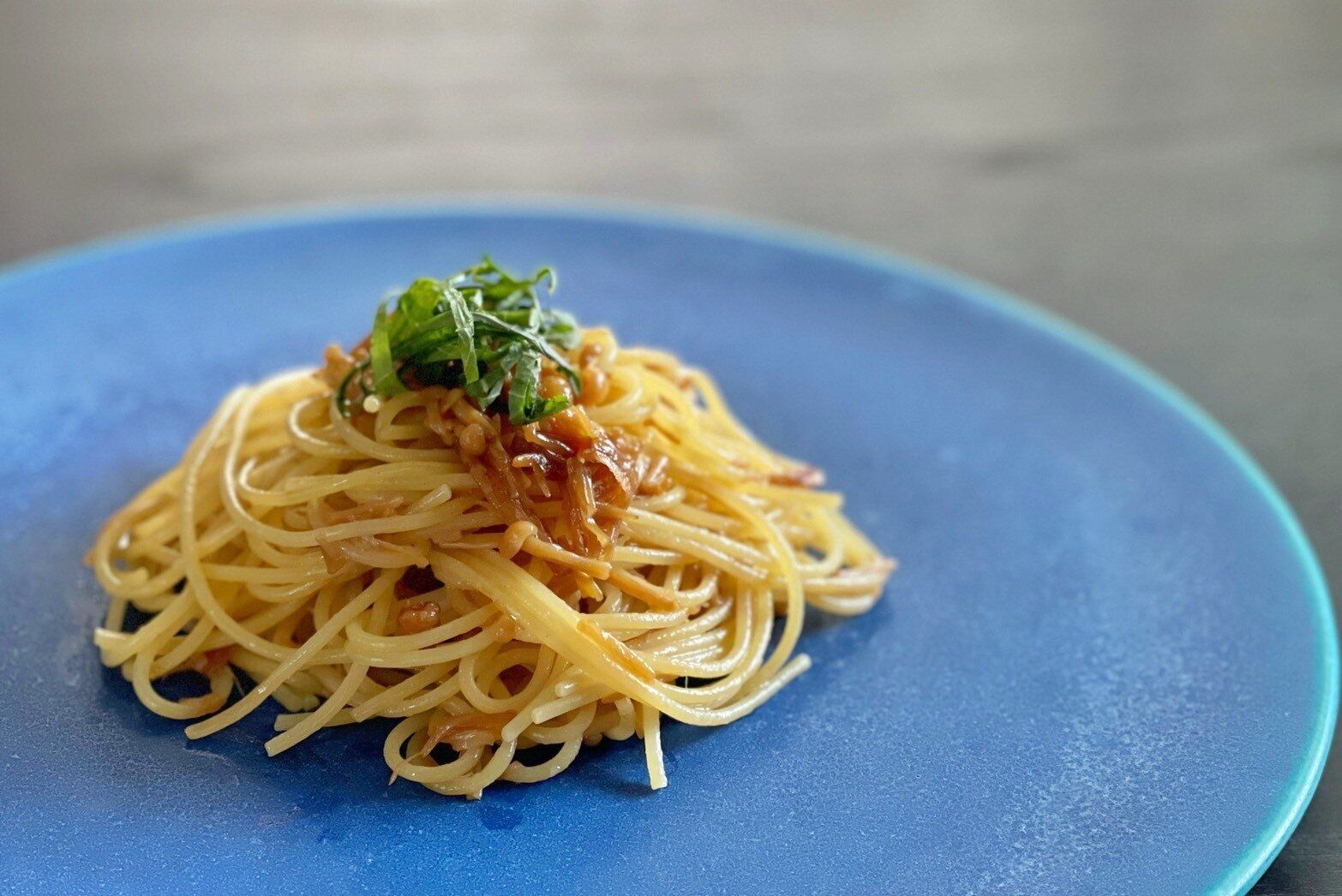 疲れた日こそ簡単おうちごはんでゆっくり休もう！10分以内に完成する簡単麺レシピ3選