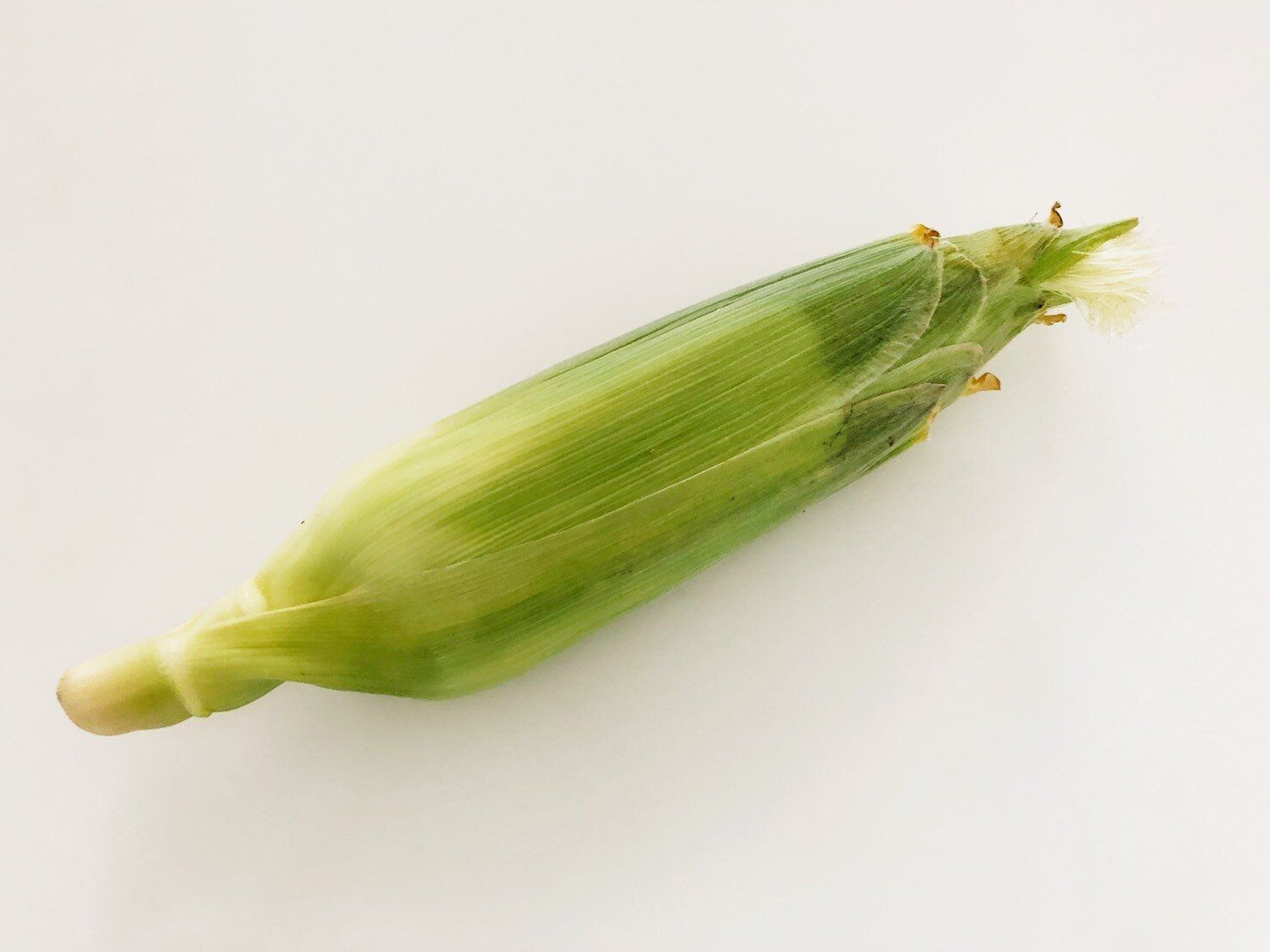 とうもろこしは「皮付き」のほうが処理が簡単!?使い切りレシピも解説