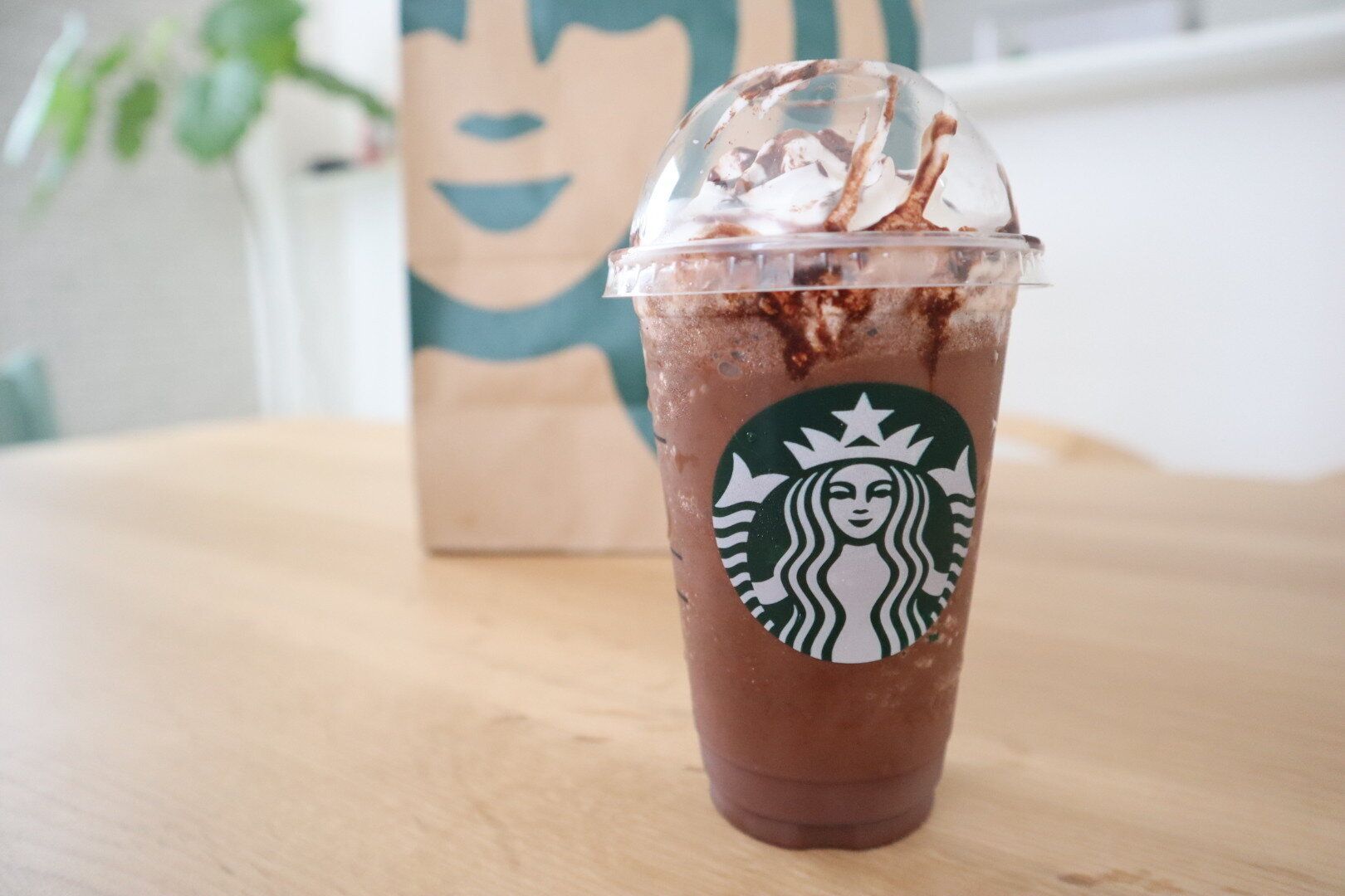 『並ばない』は当たり前！スタバ『モバイルオーダー＆ペイ』の意外なメリット3つ！