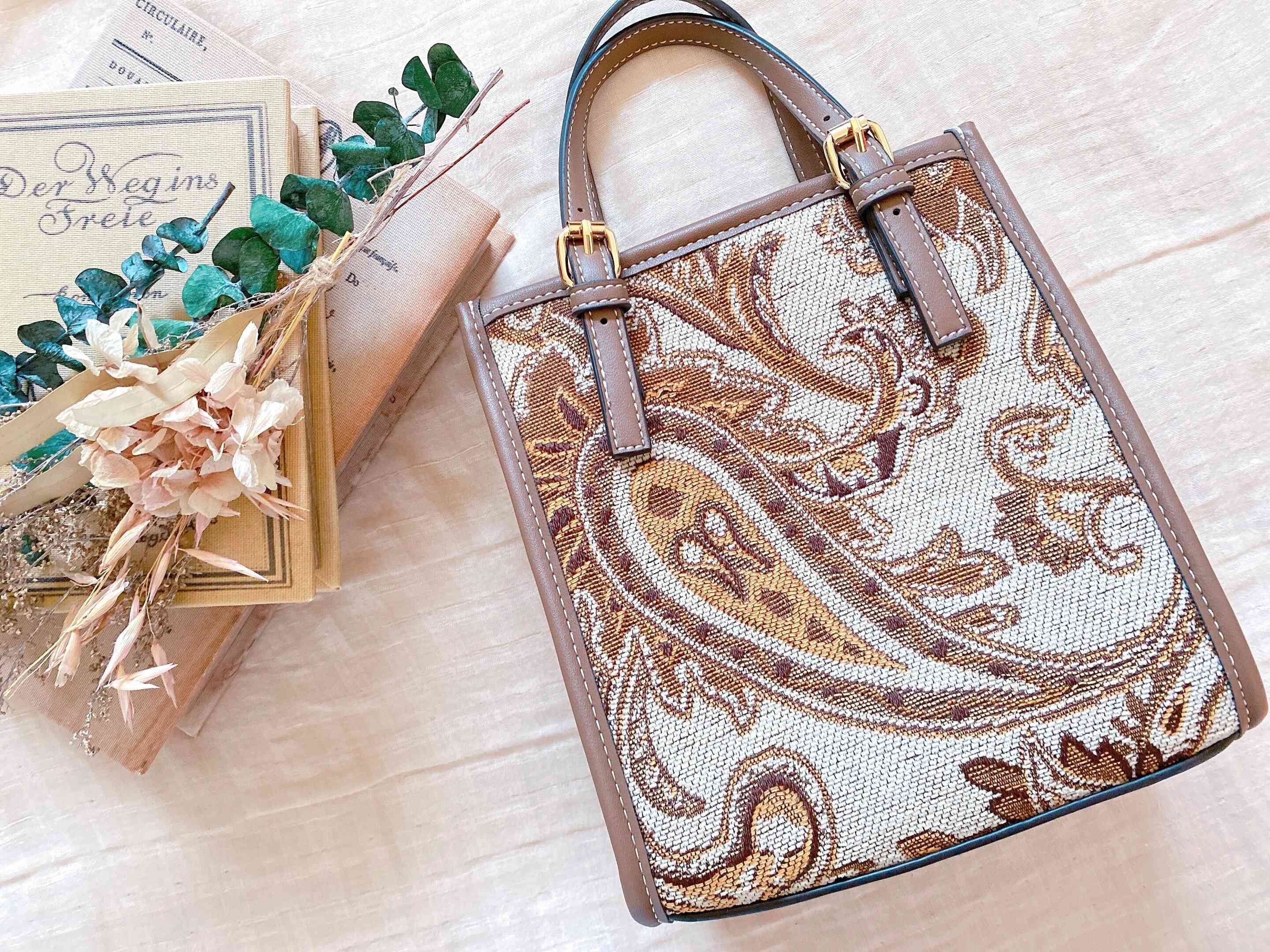 【しまむら】の「秋っぽ」ペイズリー柄バッグが最強に可愛い！