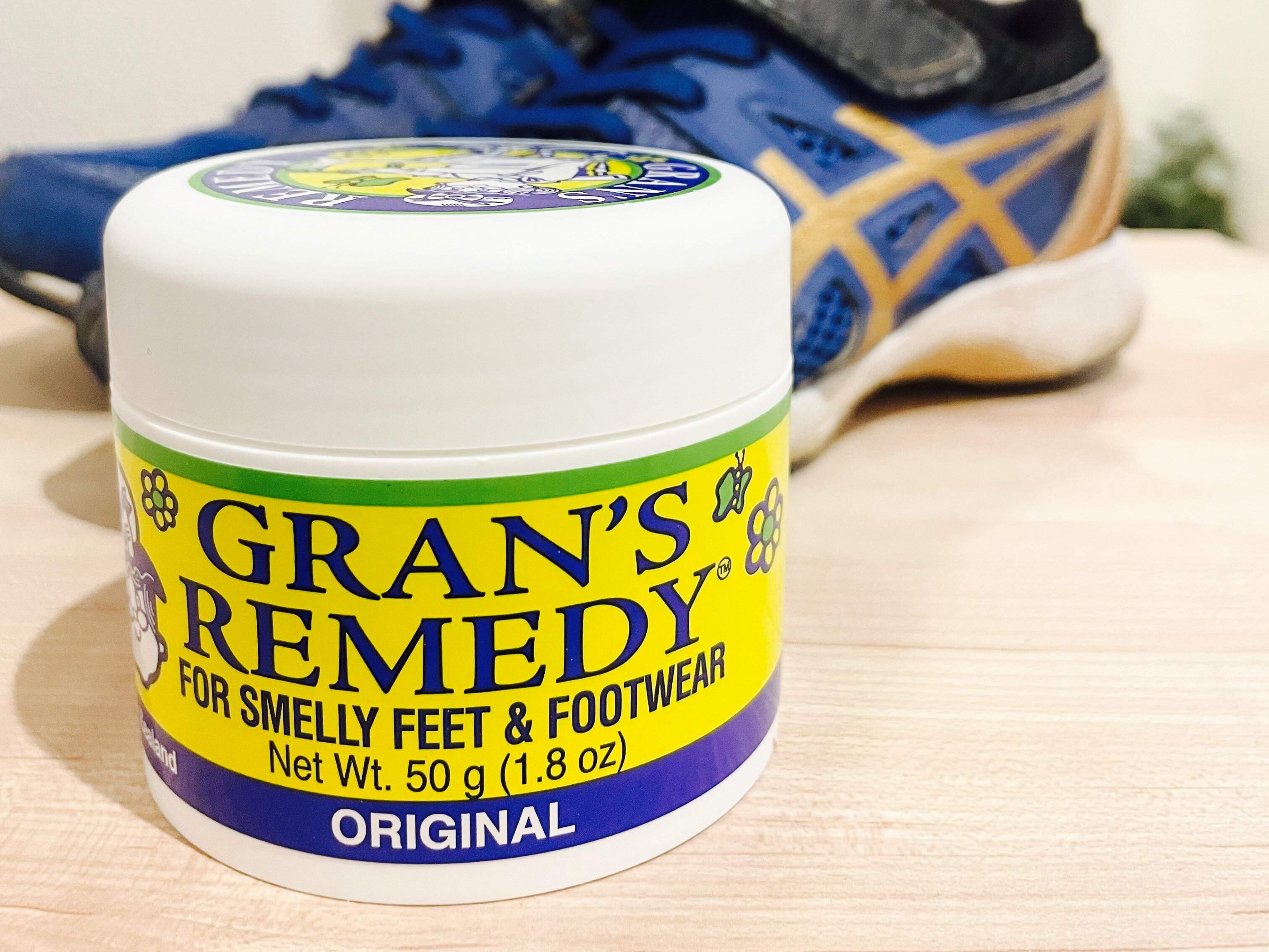 三兄弟の母が驚いた！男子の靴の臭いがあるたった一つの物で解決!?