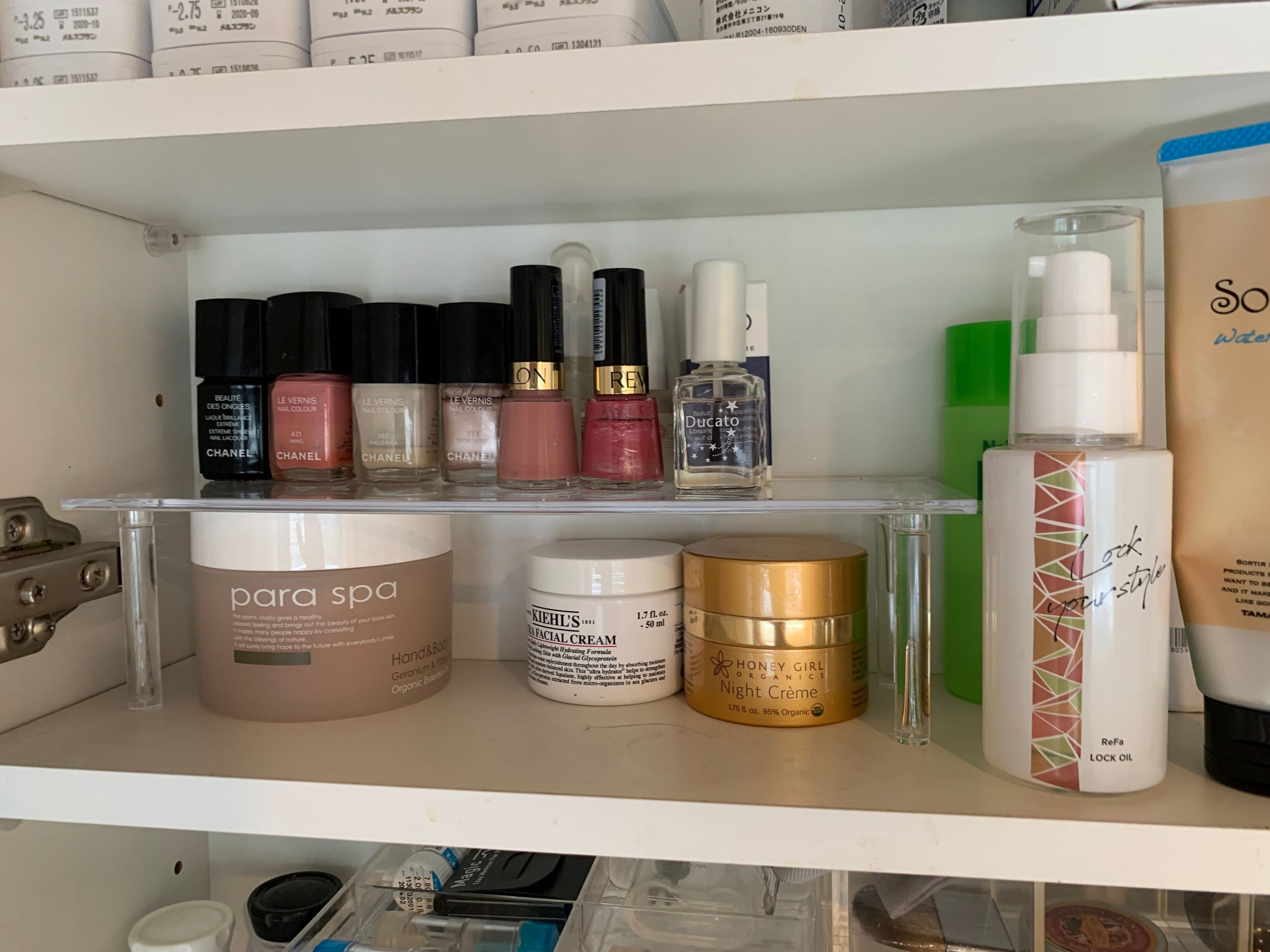 セリアの110円アイテムで洗面所の収納力がアップ！片づけのプロが教える簡単テクニック