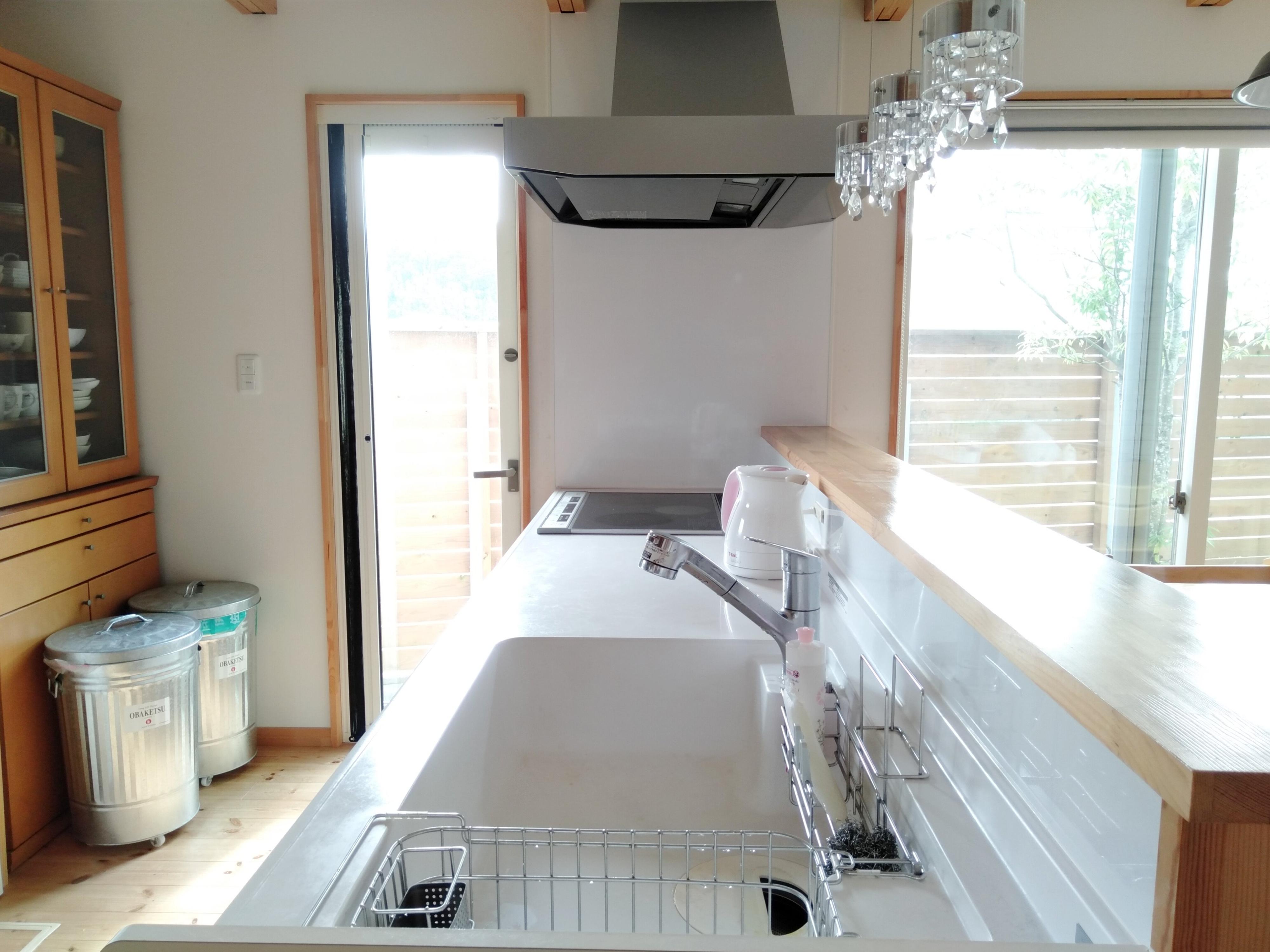 物が多くてもスッキリ！ズボラワーママのキッチン収納３原則とは？