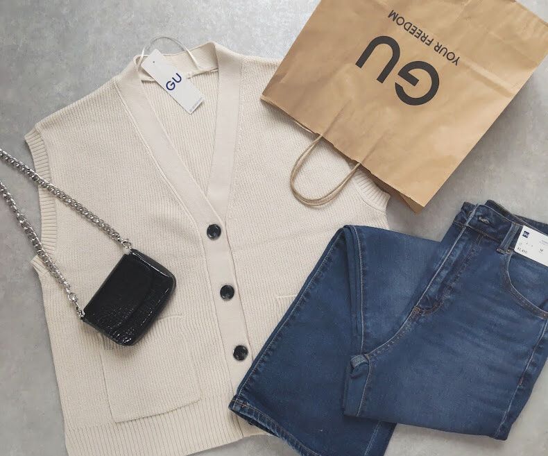 【GU】まさか「履くだけで脚が伸びる」!?大人気話題の神デニム